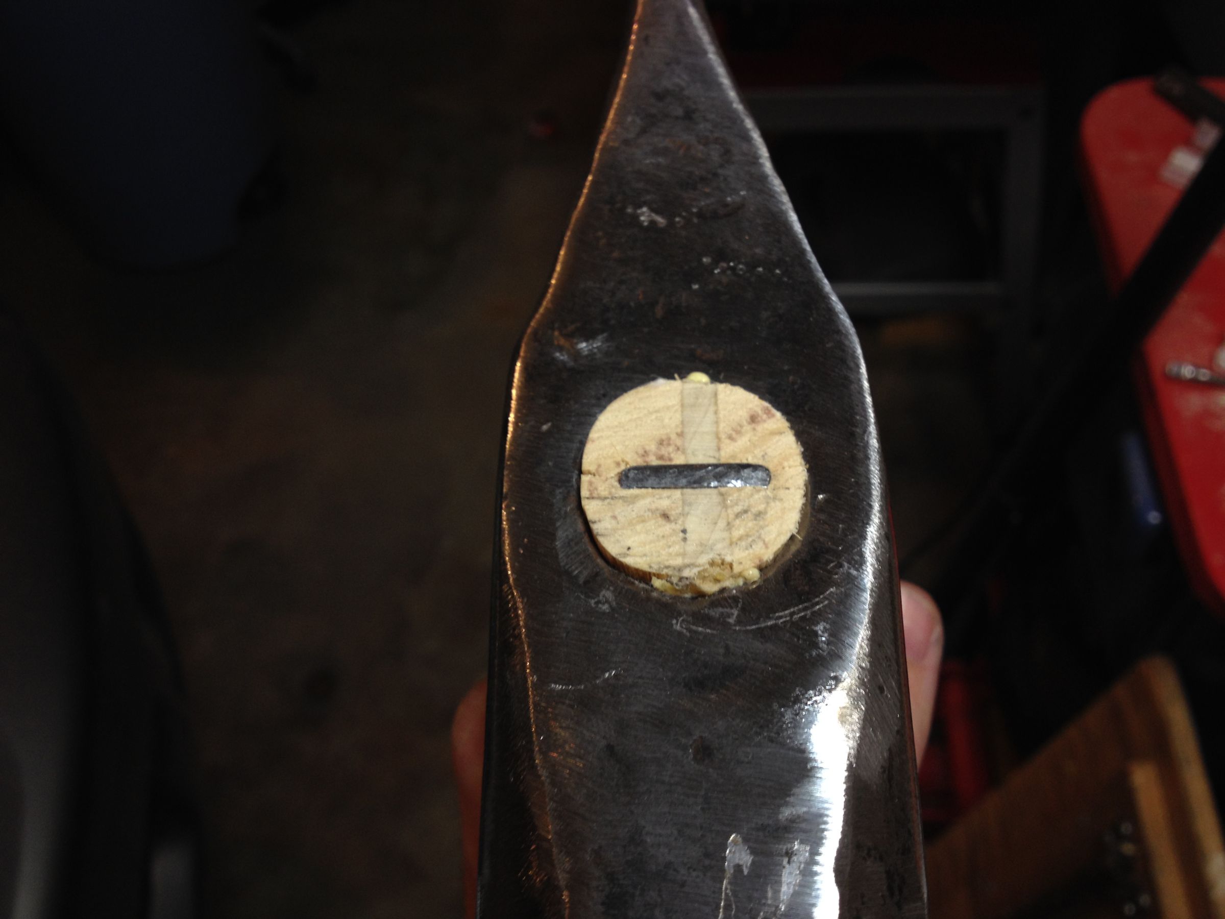 How to Rehandle an Axe... 6 Steps (with Pictures) Instructables