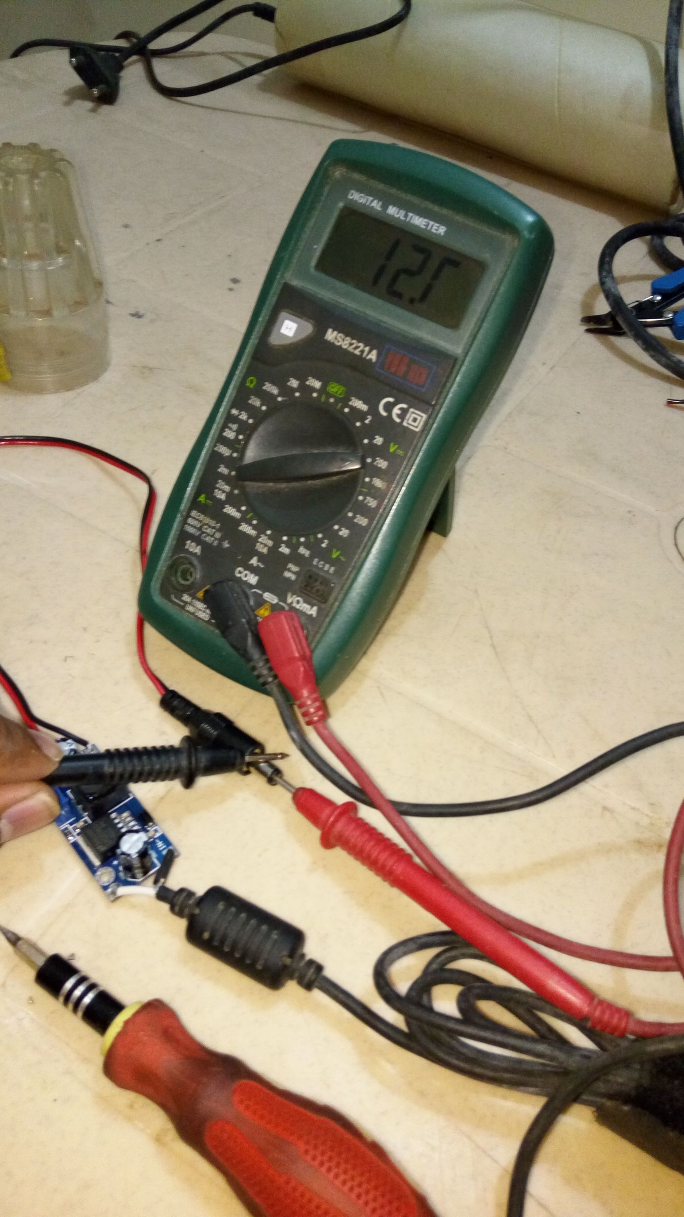 RePurposing Your Old Laptop Charger 7 Steps (with Pictures