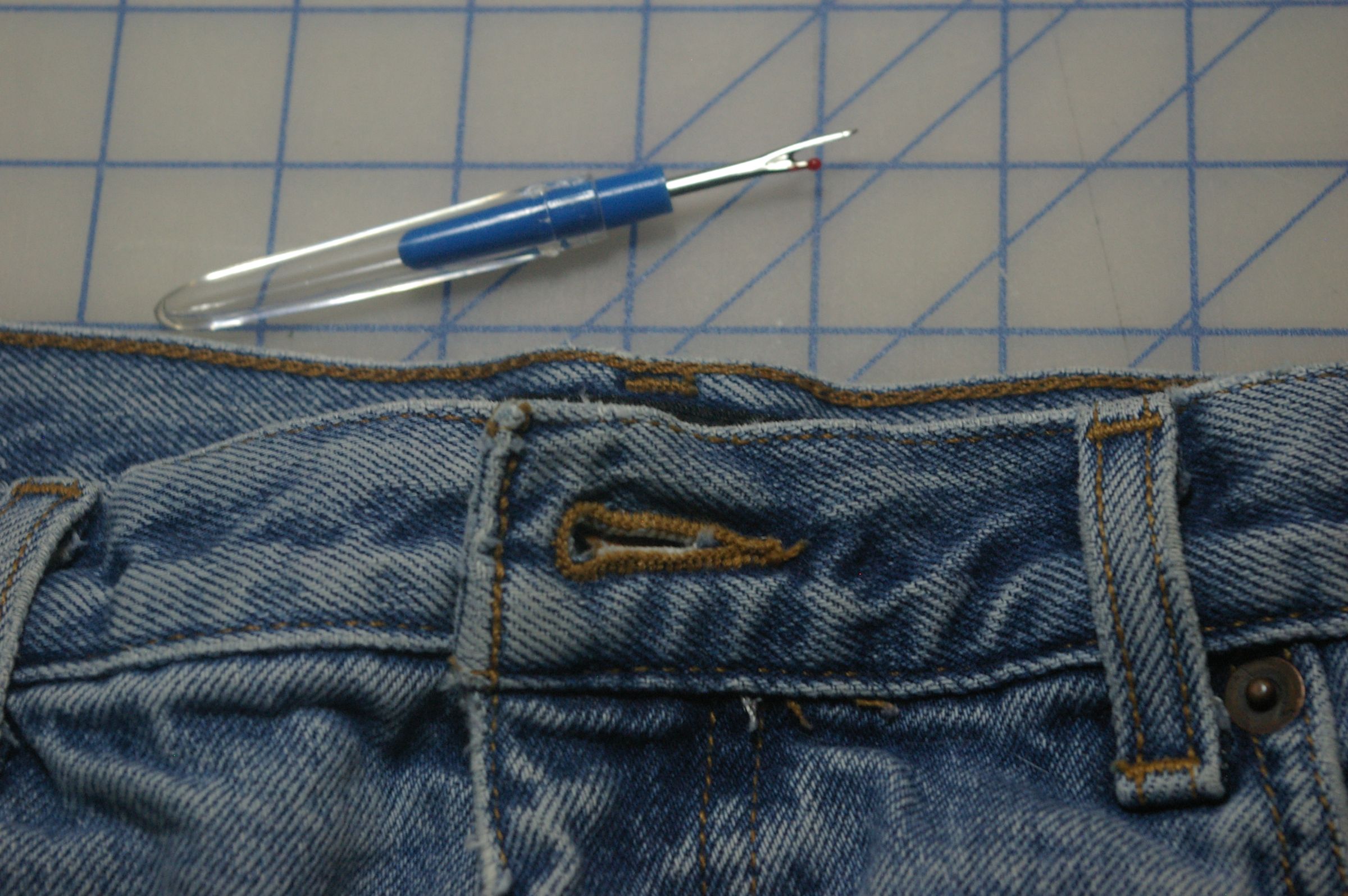 How to Copy a Favorite Pair of Jeans 