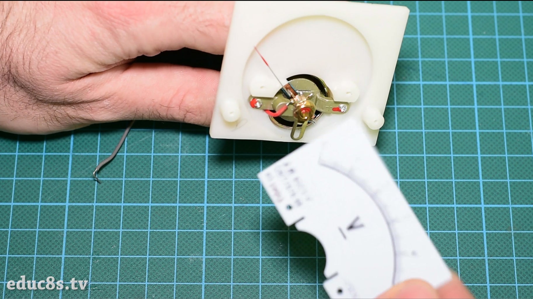 Arduino DIY Analog Thermometer : 7 Steps (with Pictures) Circuit Diagram
