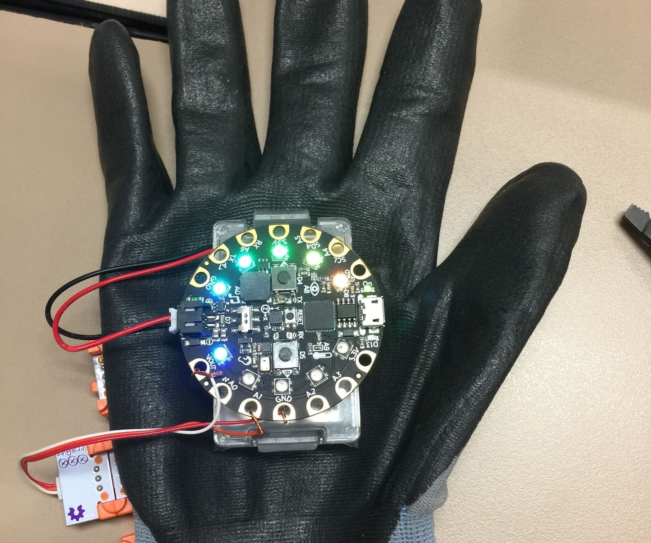 Wearable Gaming Glasses and Wireless Gaming Glove 21 Steps