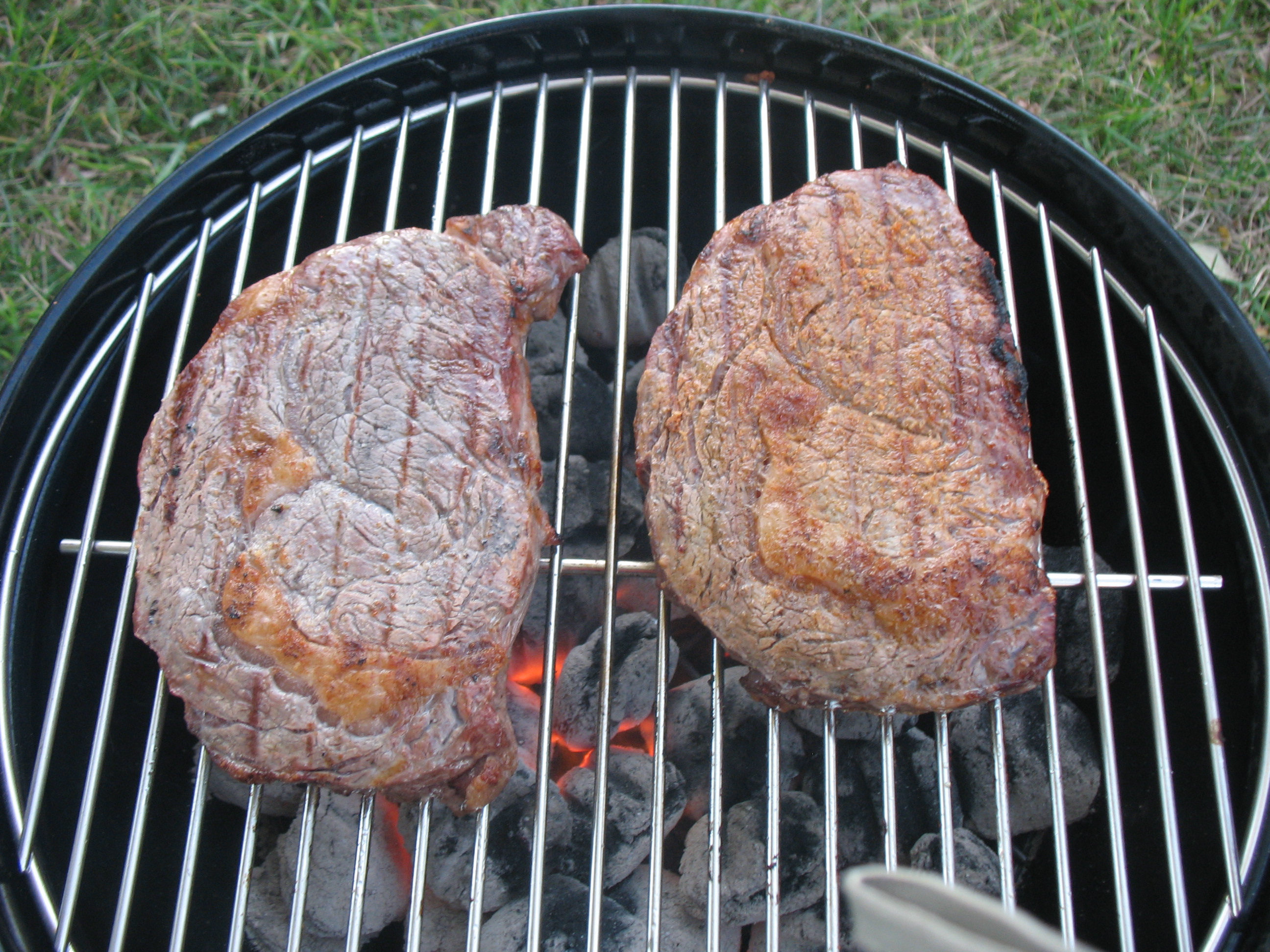 Cooking the Perfect Steak on Charcoal Grill 5 Steps Instructables