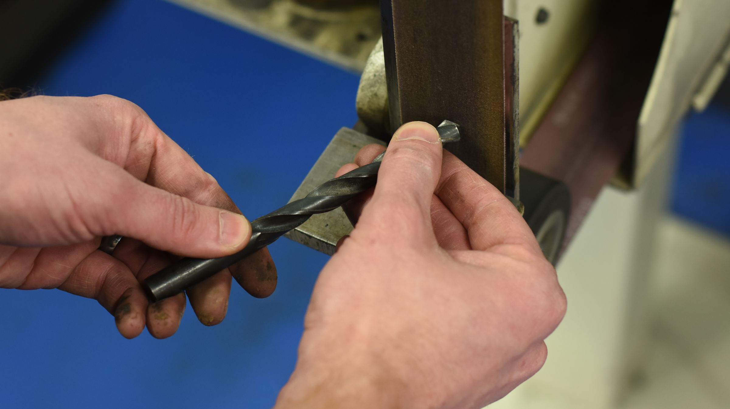 How to Sharpen Used and Dull Drill Bits 