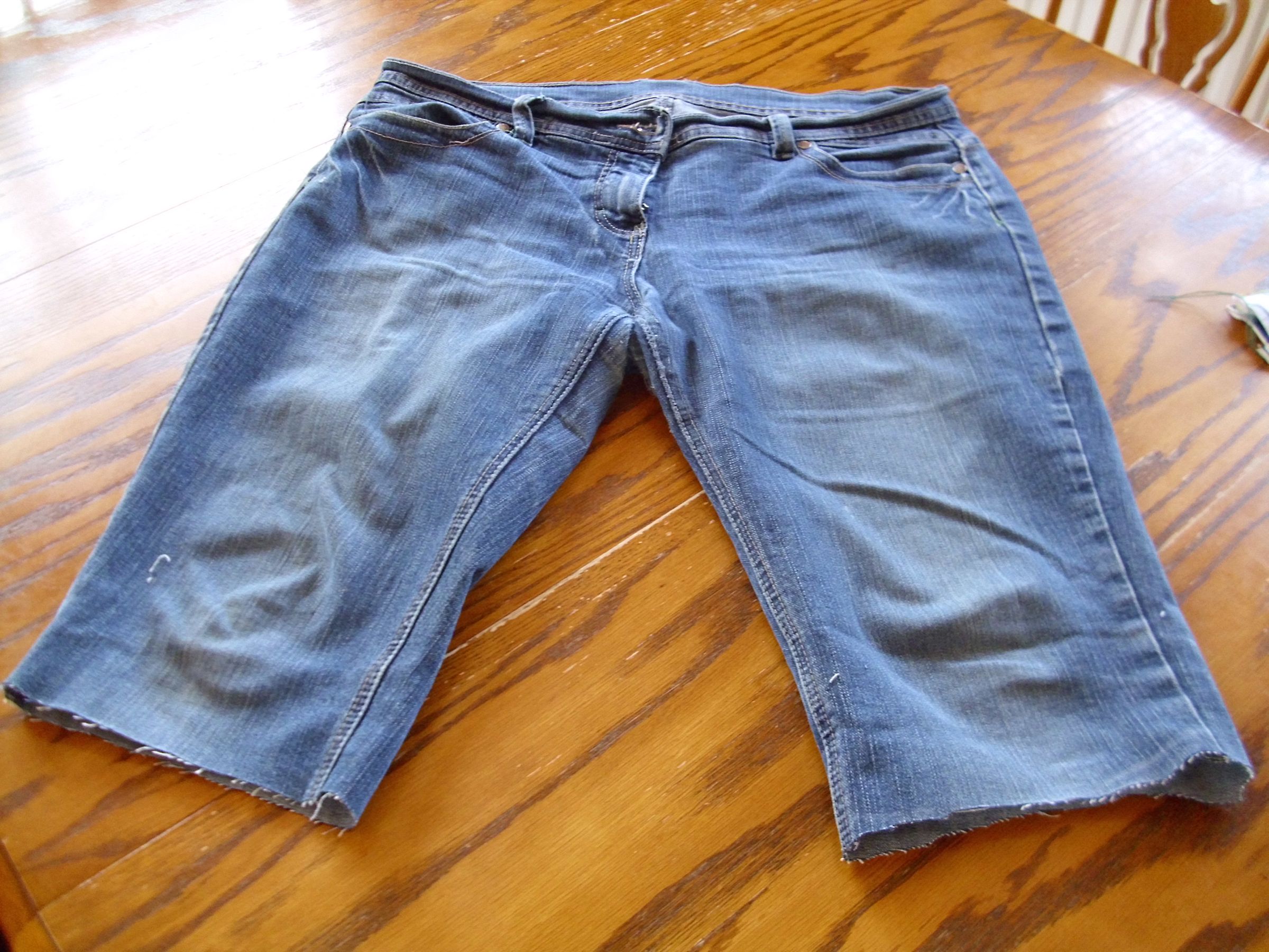 How to Make Cropped Jeans 8 Steps Instructables