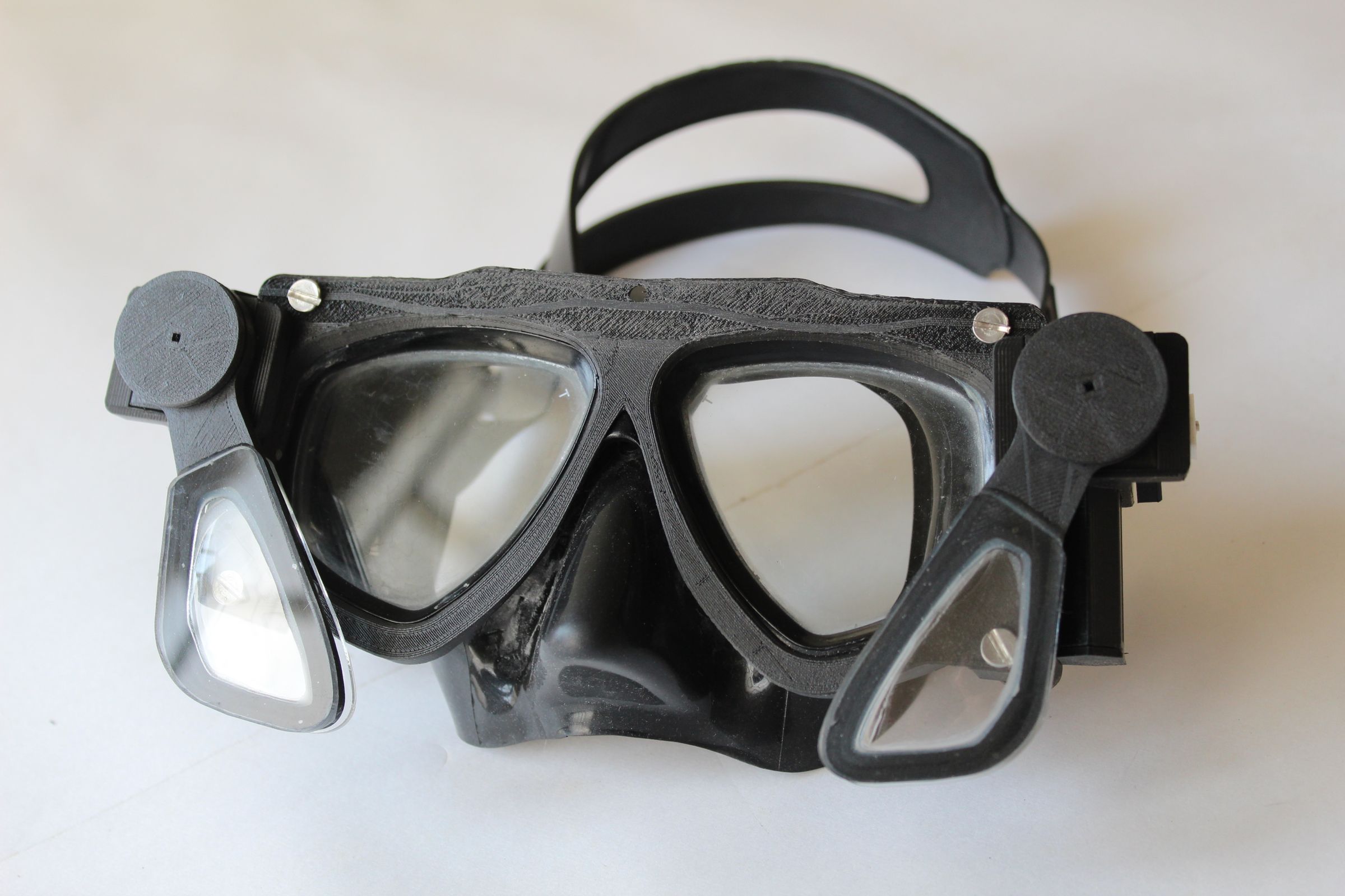 Diving Mask With Custom Addon Lenses (V2.0) Made Using Photogrammetry