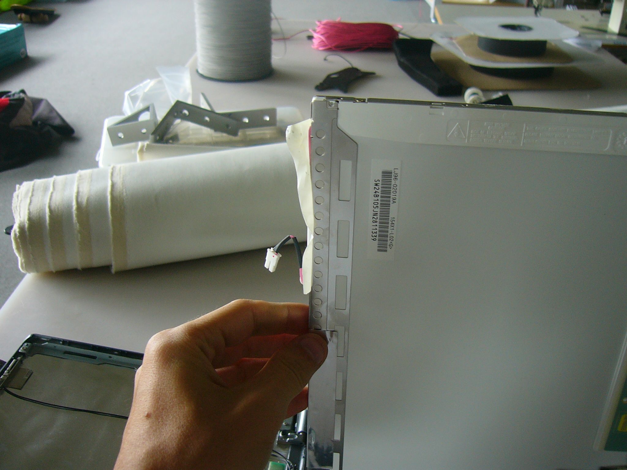 How to Take Apart a Laptop : 8 Steps - Instructables