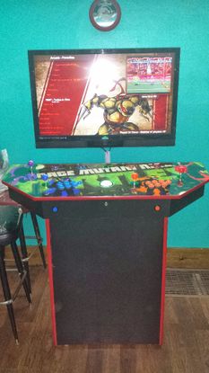 Agregue una PC y un monitor.
