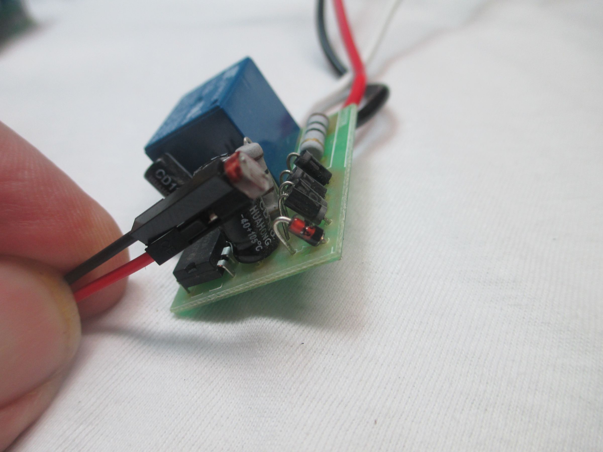 DC Low Voltage LIght Sensor Switch 8 Steps (with Pictures