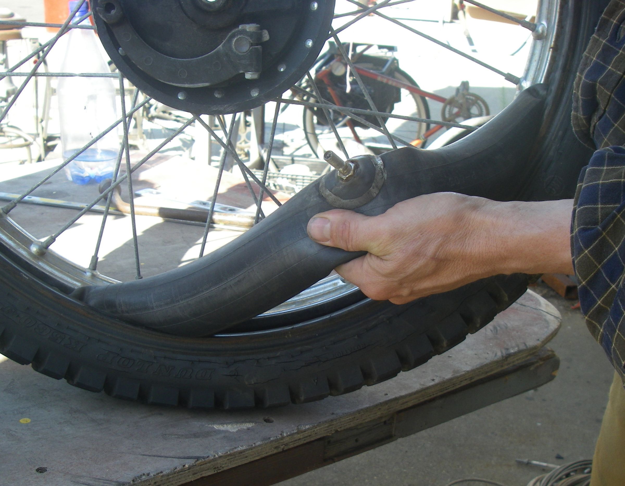 How To Repair A Flat Tire On Motorcycle Reviewmotors.co