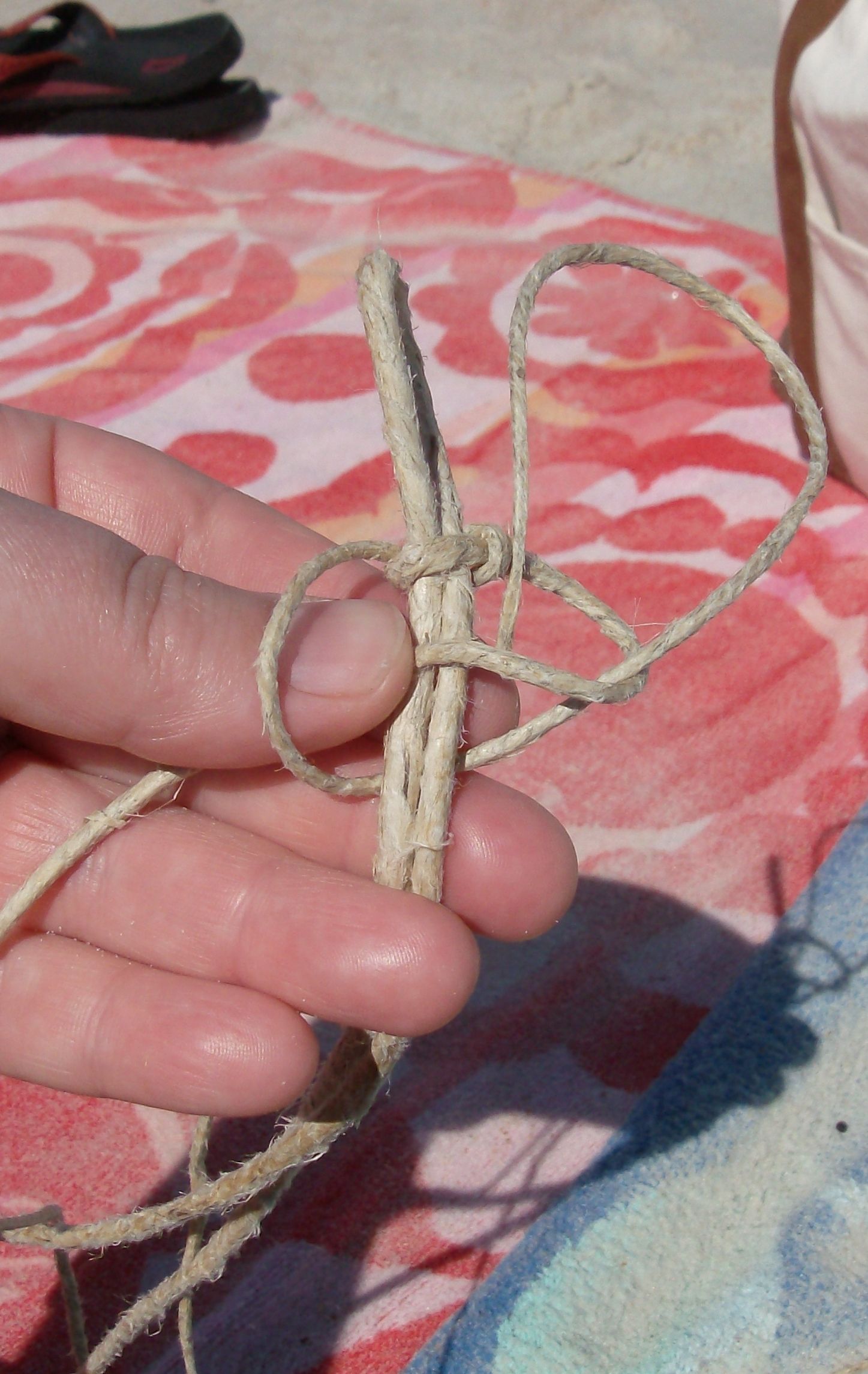 How to Make a Hemp Necklace 5 Steps (with Pictures) Instructables