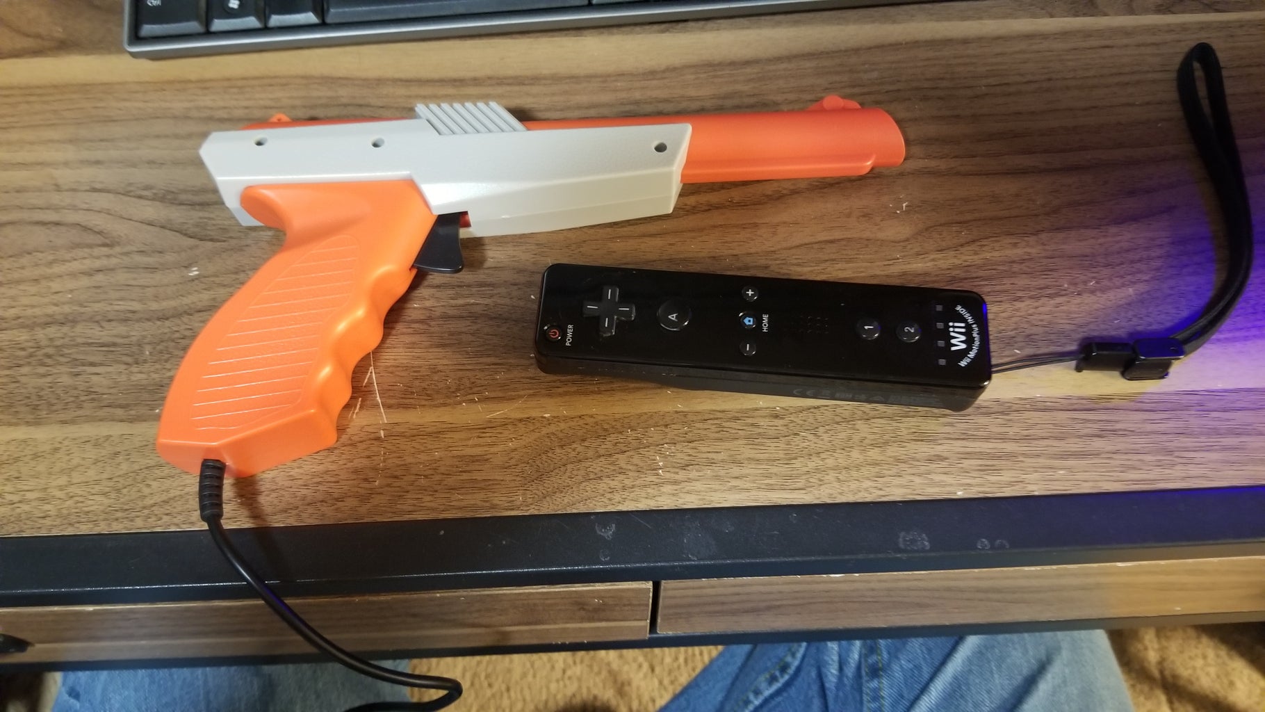 Nes Zapper Light Gun Wii Remote : 12 Steps - Instructables
