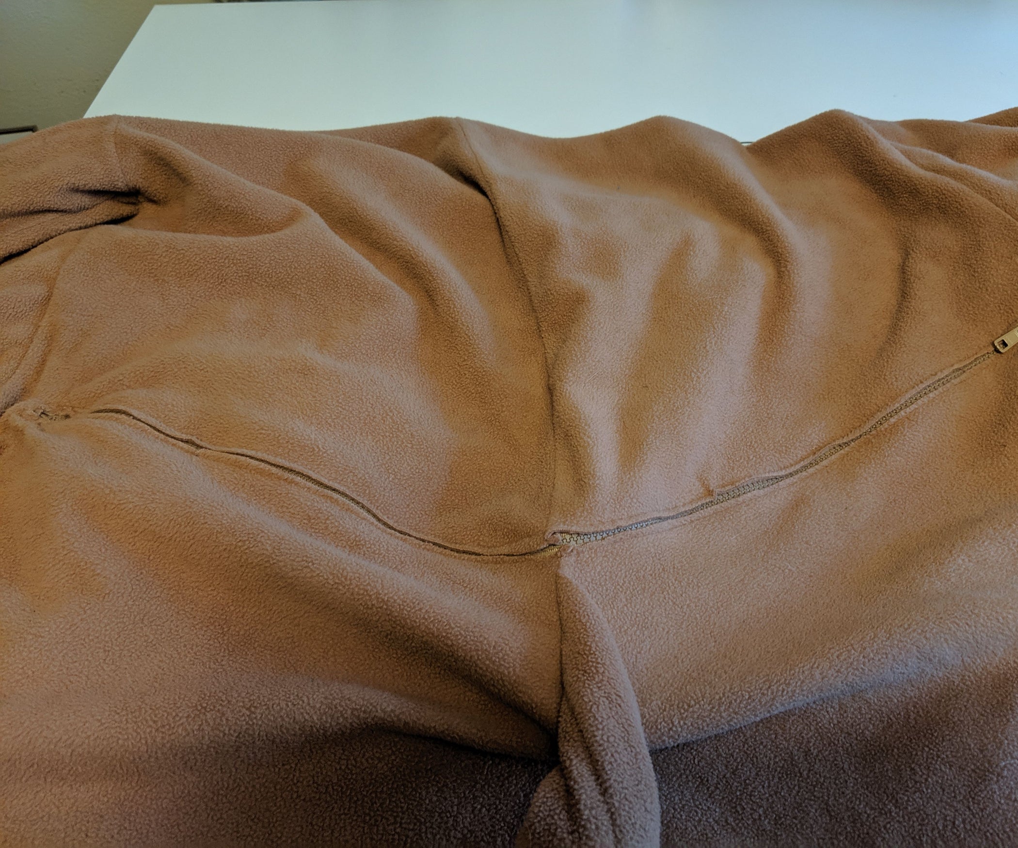 Onesie Butt Zipper 7 Steps Instructables