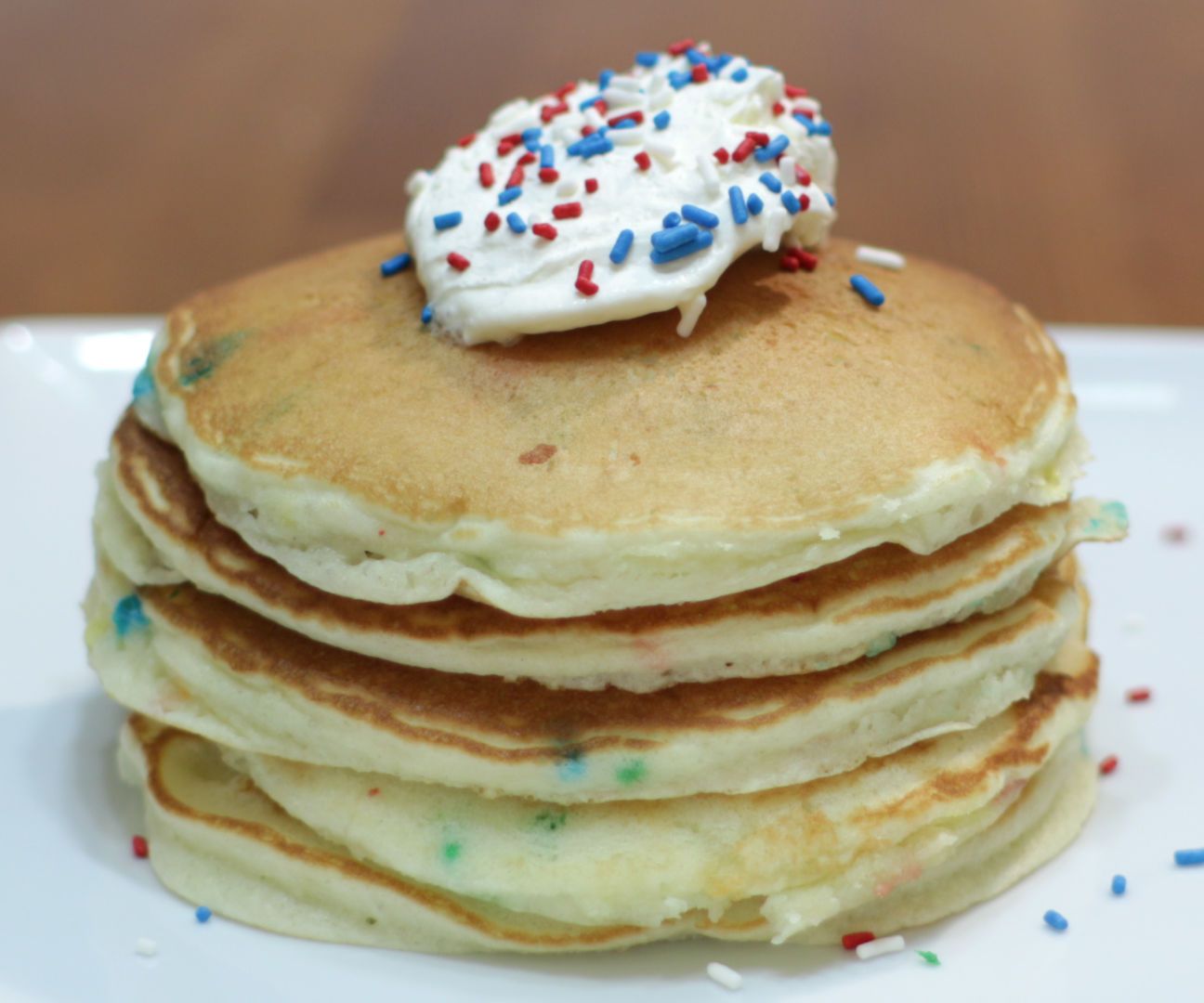 Cake Mix Pancakes (Funfetti Pancakes)