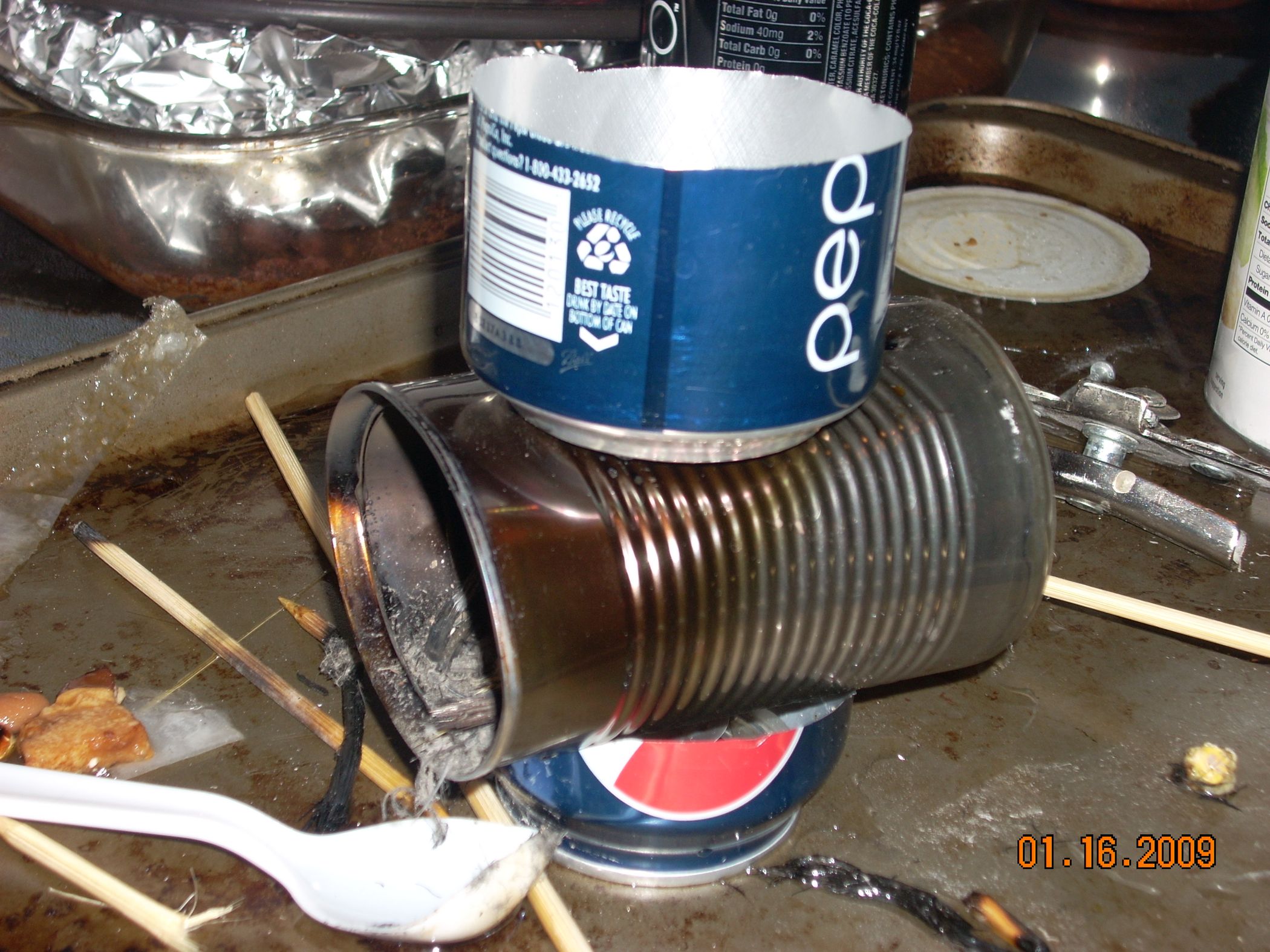 Hobo Stove / Hot Chocolate Maker 4 Steps Instructables