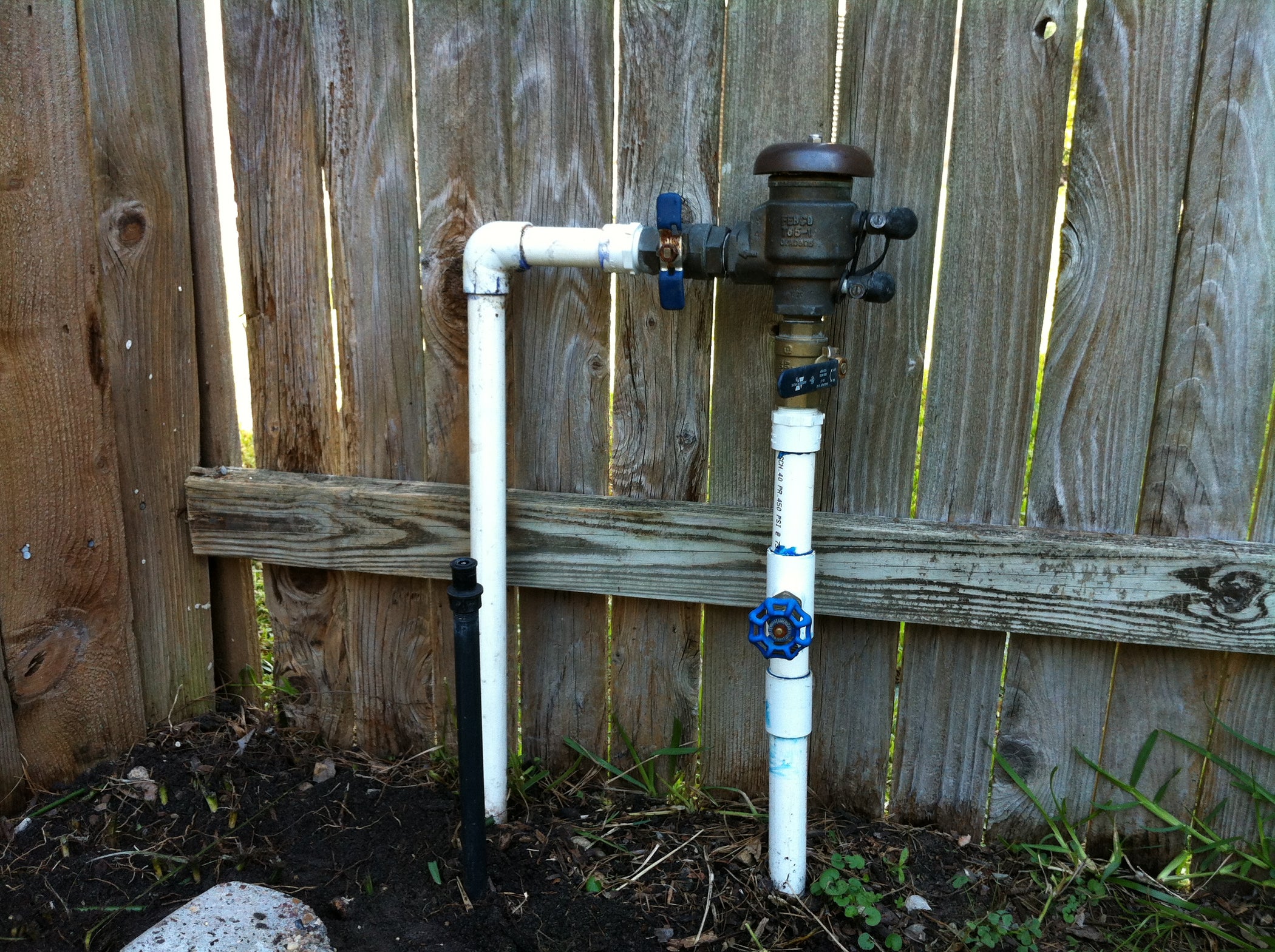 DIY Pest Control Through Lawn Sprinkler System 5 Steps (with Pictures