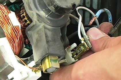 How to Replace a Vacuum Power Cord : 6 