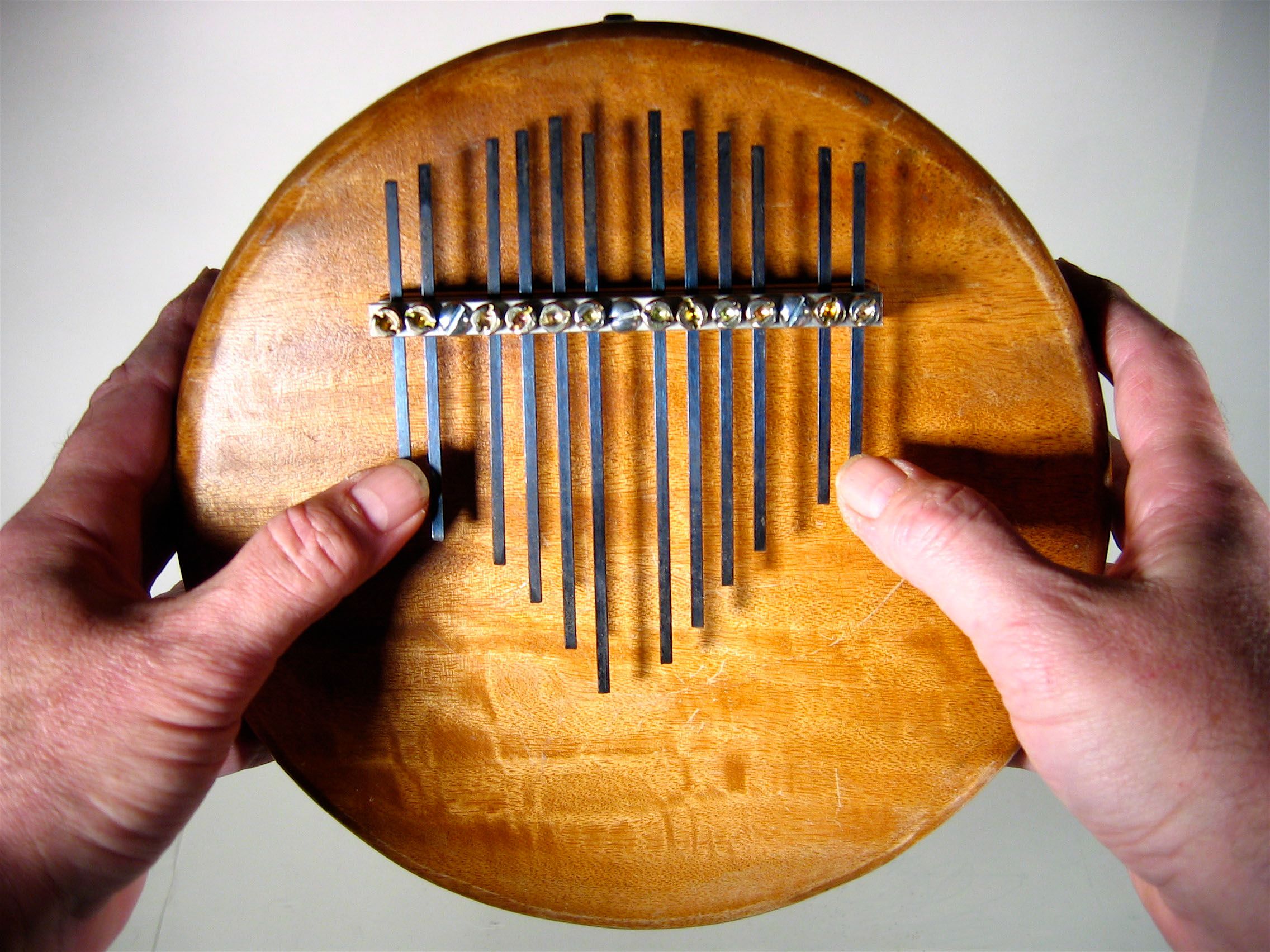 Instant Thumb Piano How to Make a Set Screw Lamellaphone 10 Steps