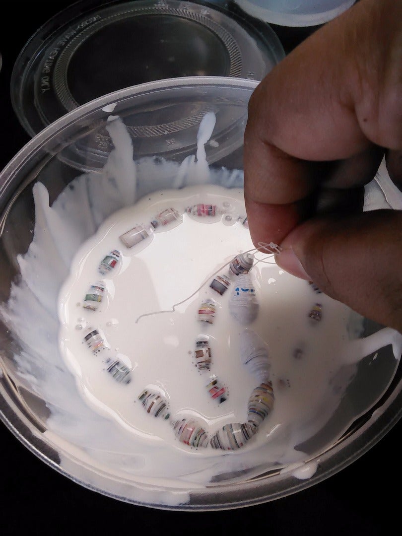 Glazing and Drying Paper Beads 5 Steps (with Pictures) Instructables