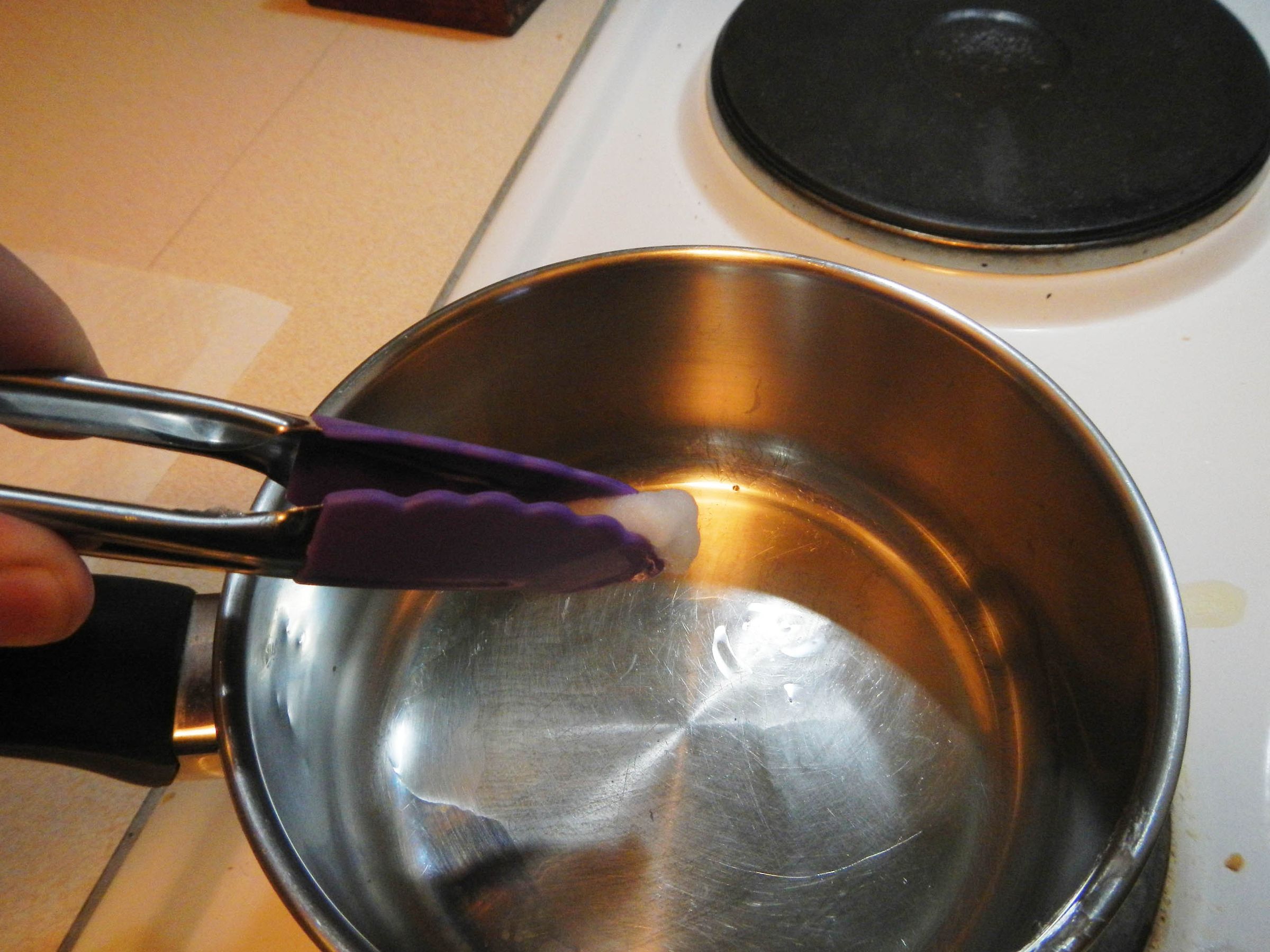 Cotton Wool Ball and Petroleum Jelly Firestarters 4 Steps (with