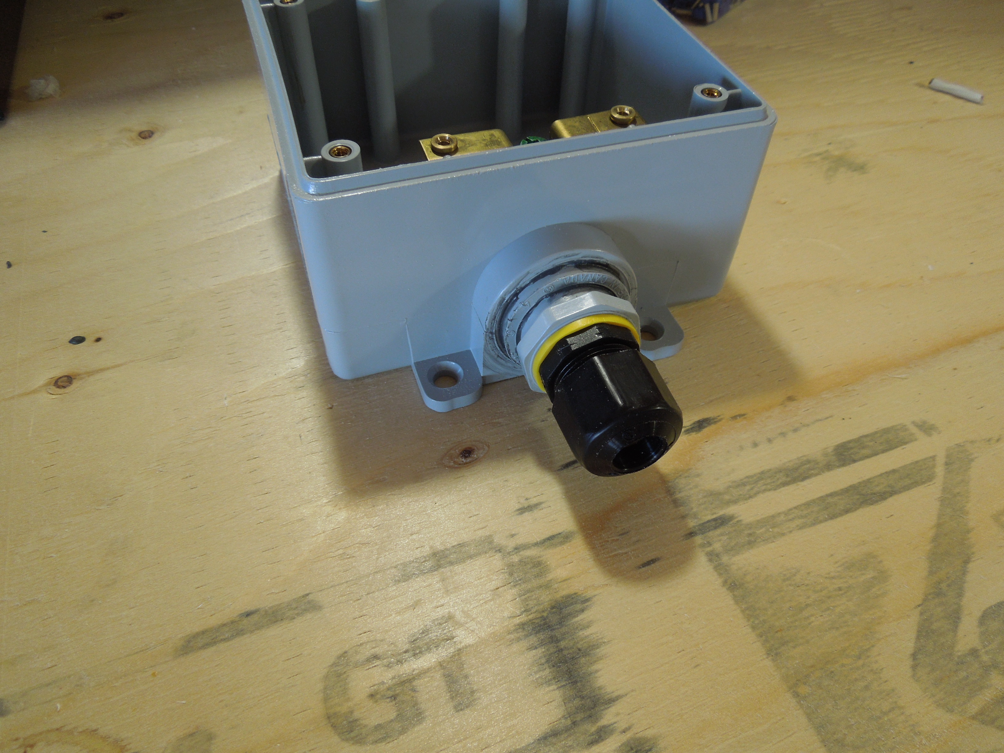 DIY Extension Cord With Built in Switch Safe, Quick and Simple 5