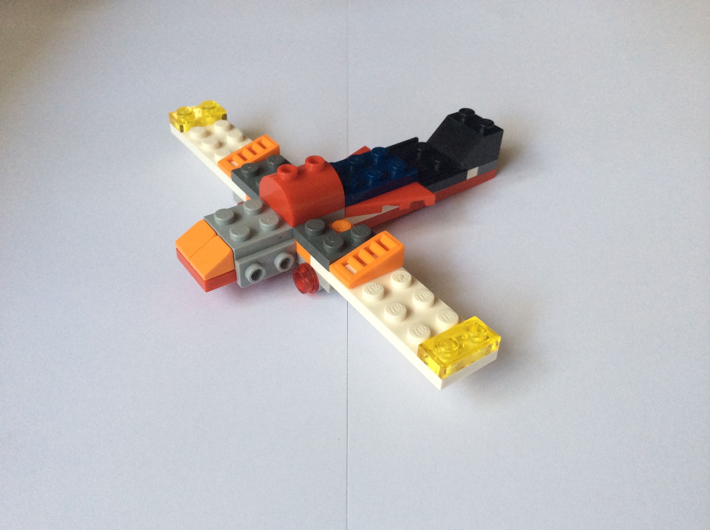 a lego airplane : little eagle DIY Project DIY Project Image