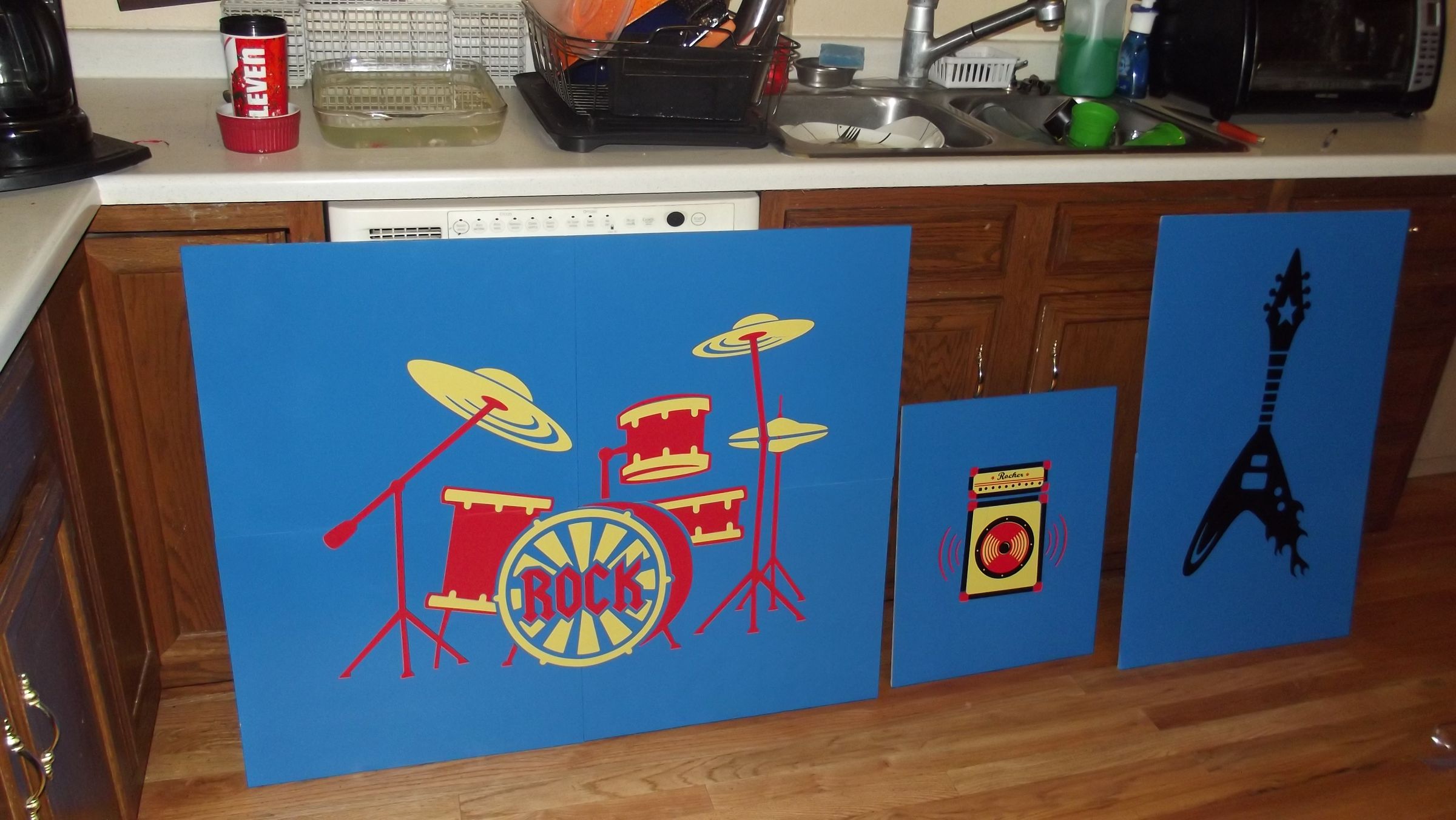 DIY guide for Custom "Pop" Art with step-by-step instructions