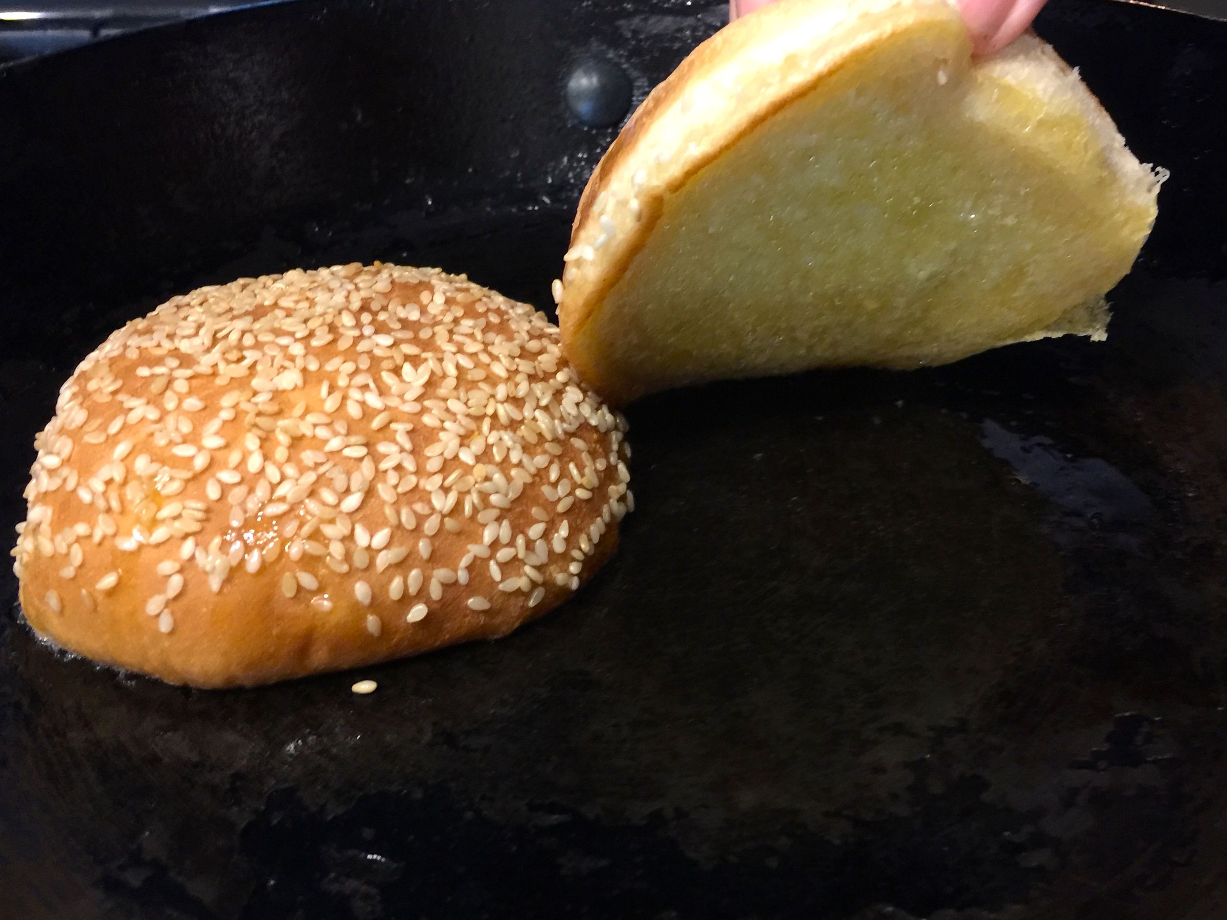 StepByStep Toasting Hamburger Buns on Stove 8 Steps (with Pictures