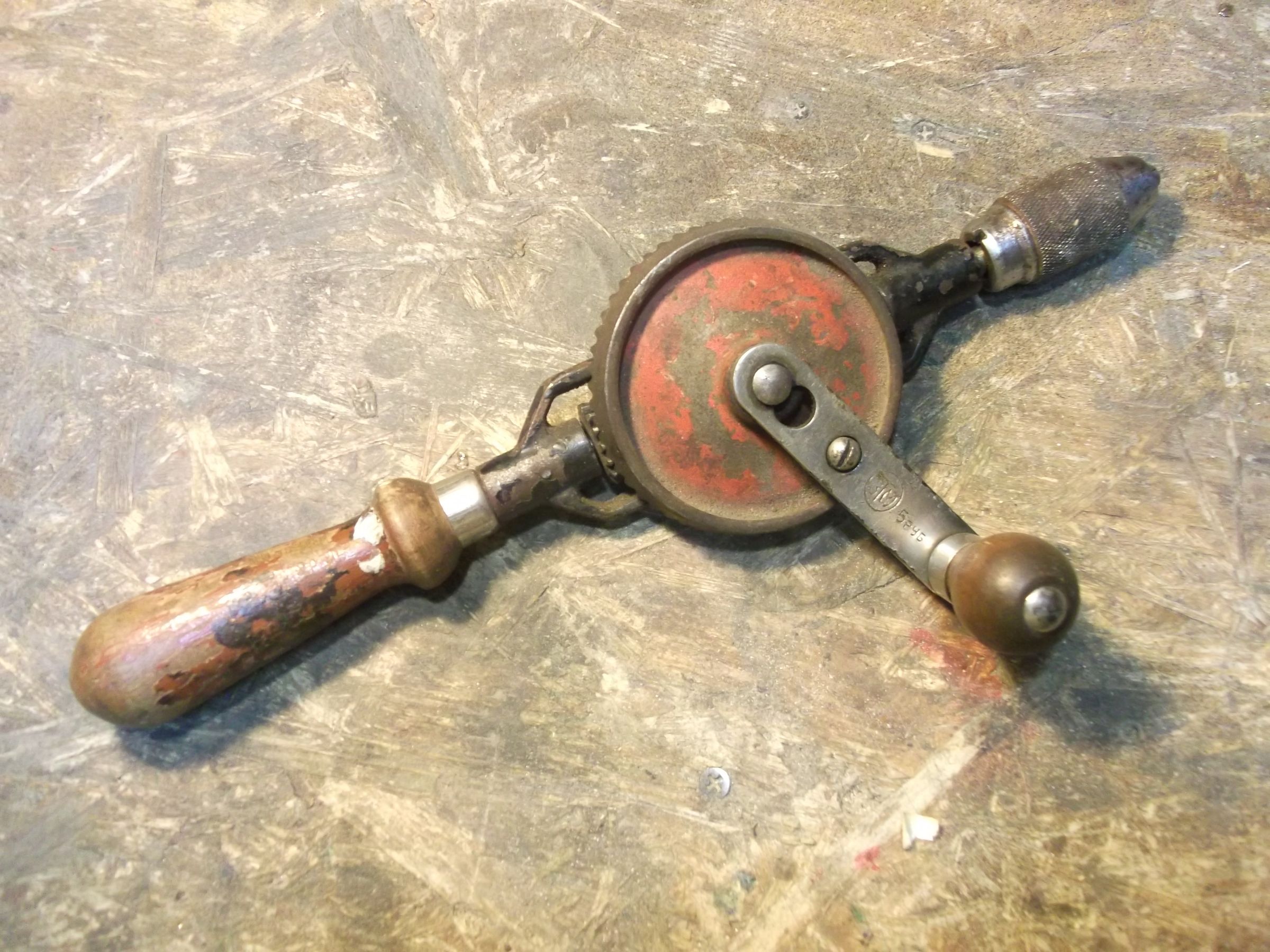 Restoring Old Soviet Hand Drill : 21 