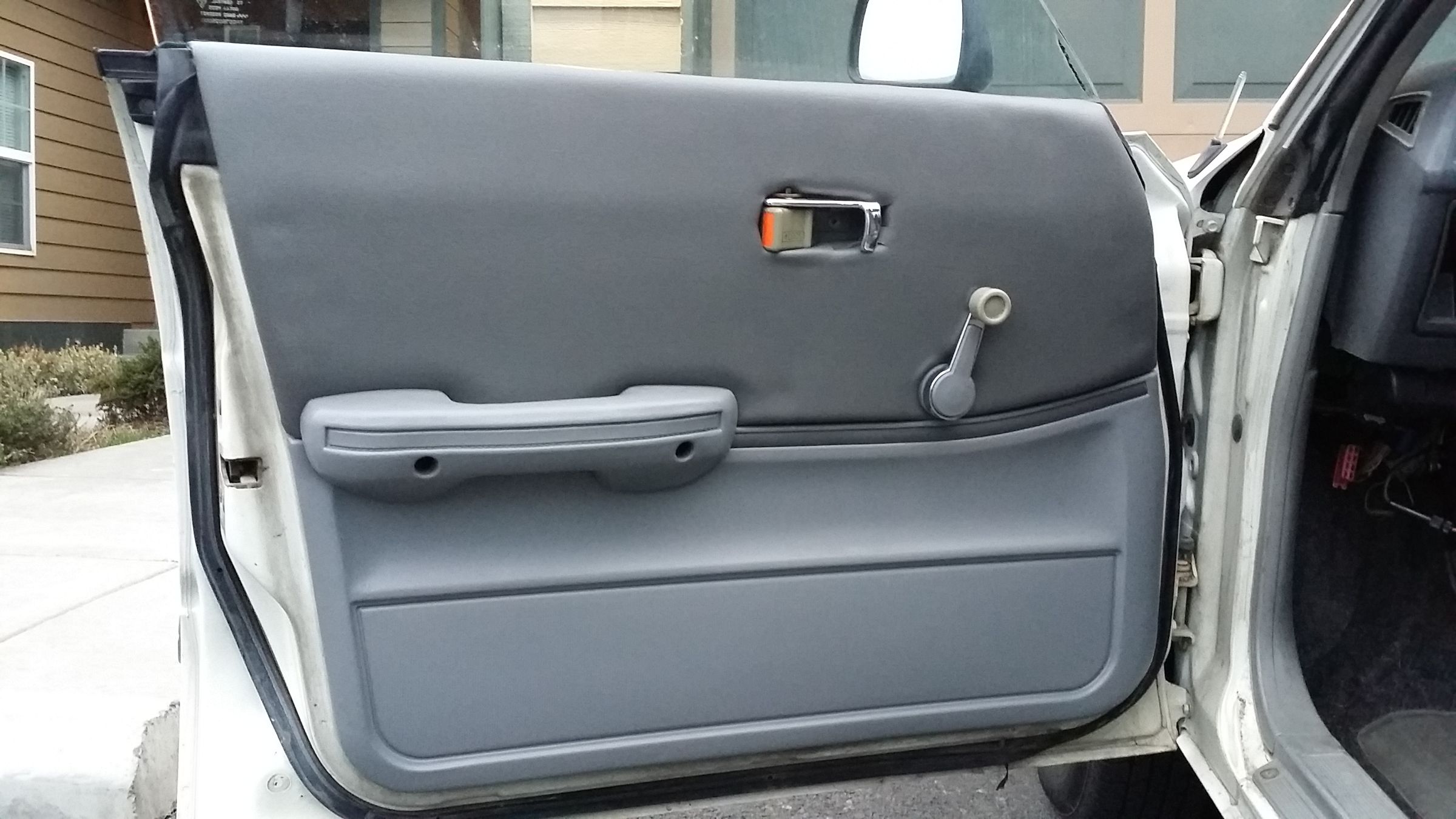 DIY Reupholster Vehicle Door Panels 4 Steps (with Pictures