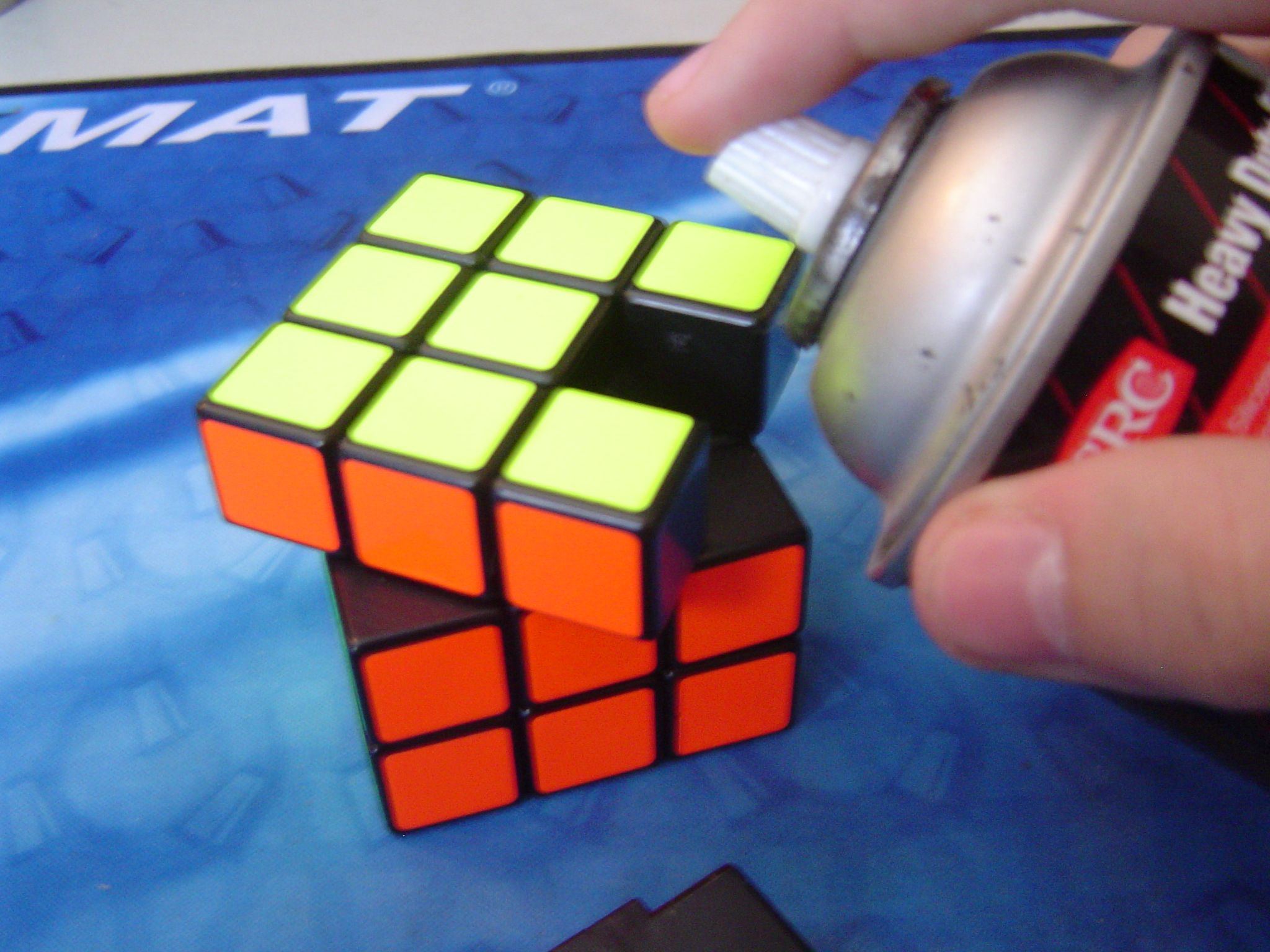 How to Clean/lubricate a Rubik's Cube 5 Steps Instructables