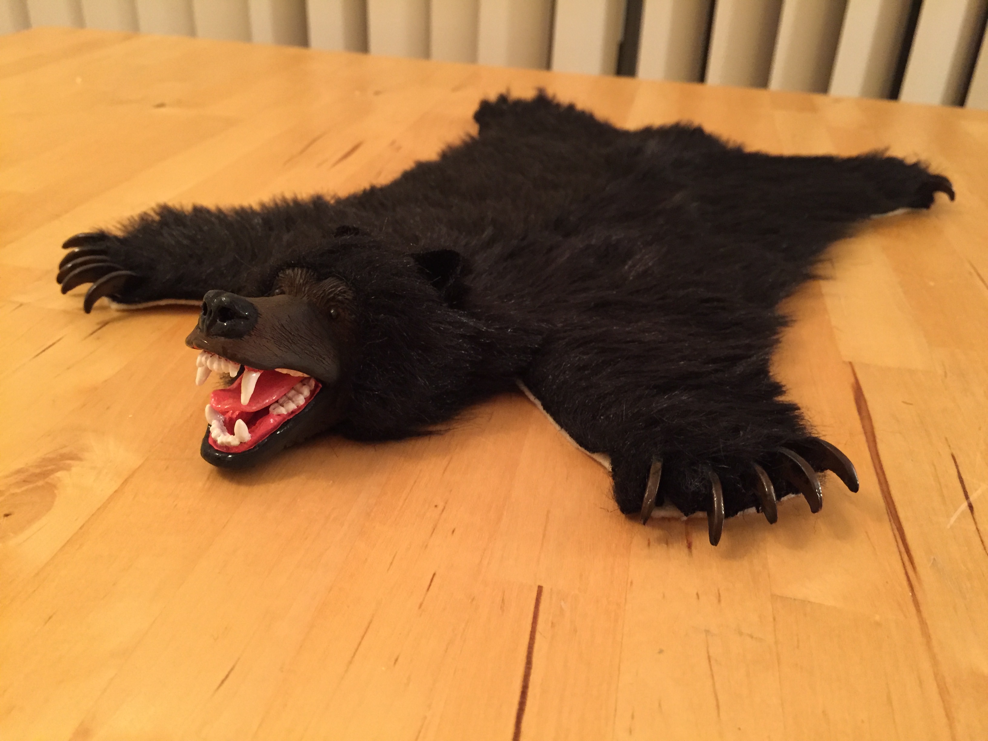 DOLLHOUSE White Bearskin Rug WMB World of Miniature Bears DOLLHOUSE White Bearskin Rug WMB World of Miniature Bears