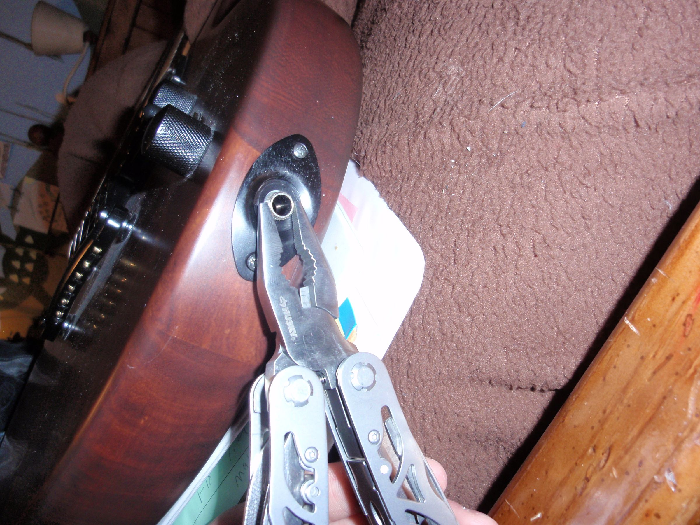Guitar Maintenance; the Complete Guide 12 Steps (with Pictures