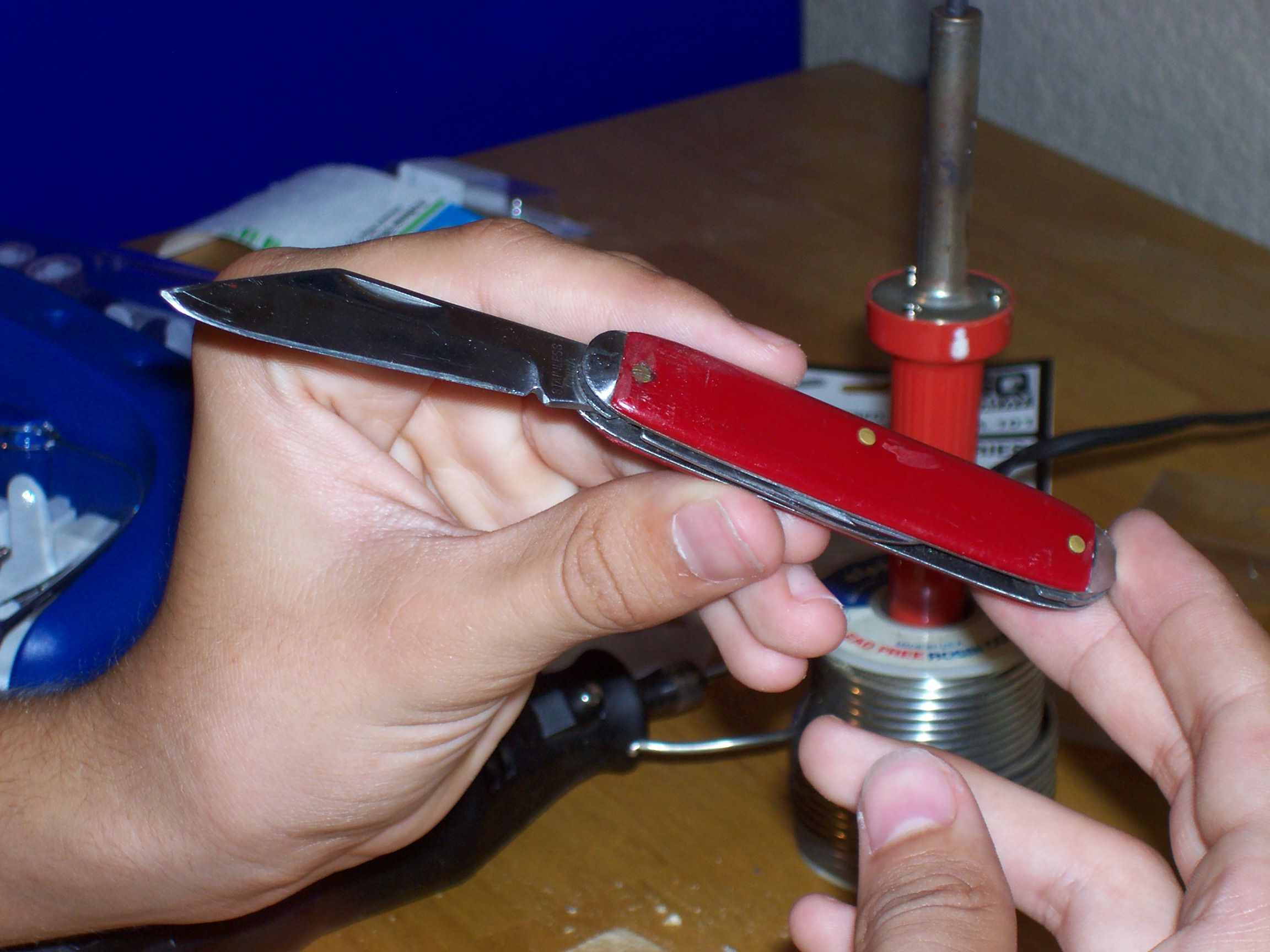 Quickly Sharpen a Knife...with a Dremel! 4 Steps Instructables