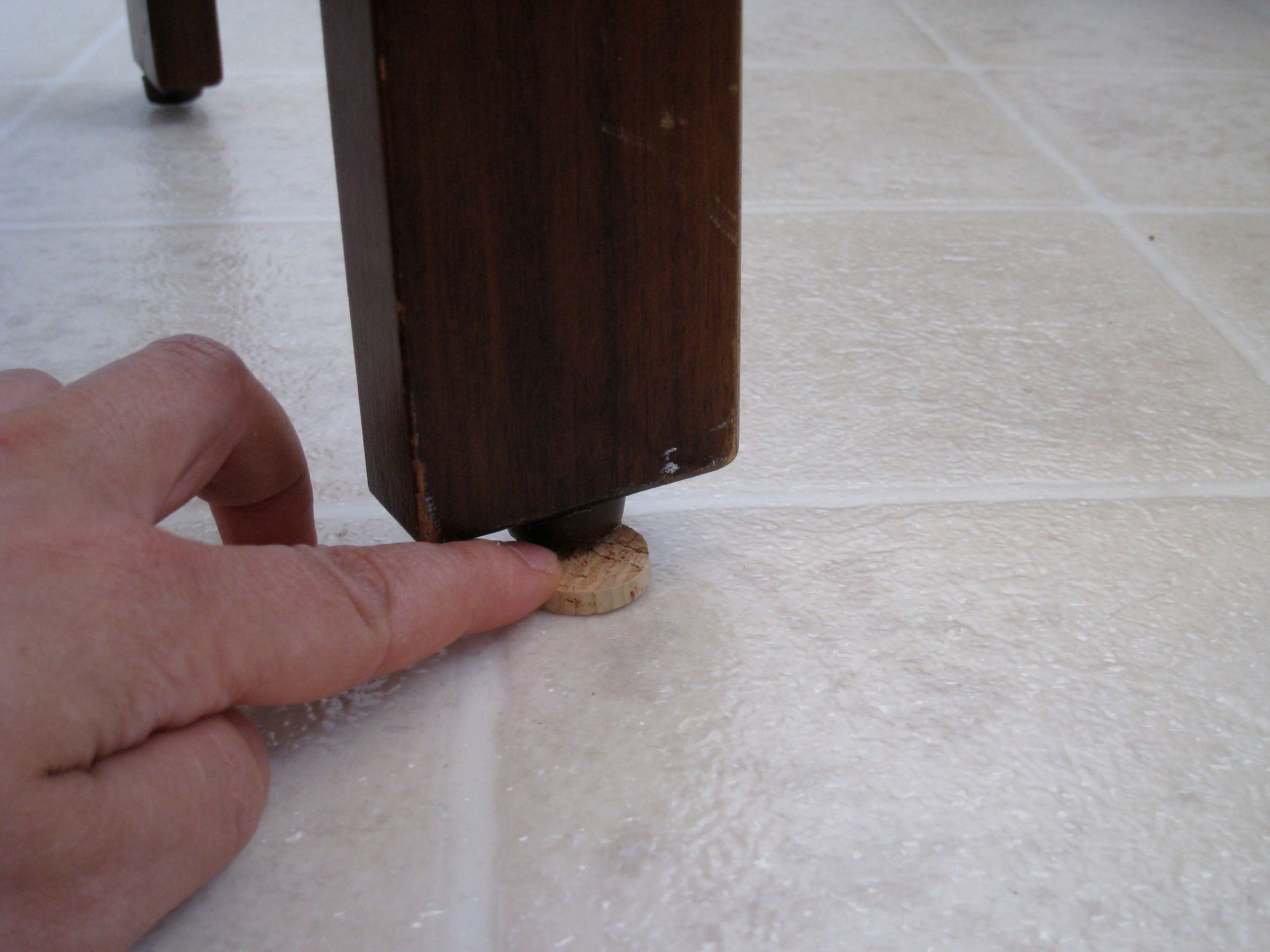 Stop Table Wobbles! 4 Steps (with Pictures) Instructables