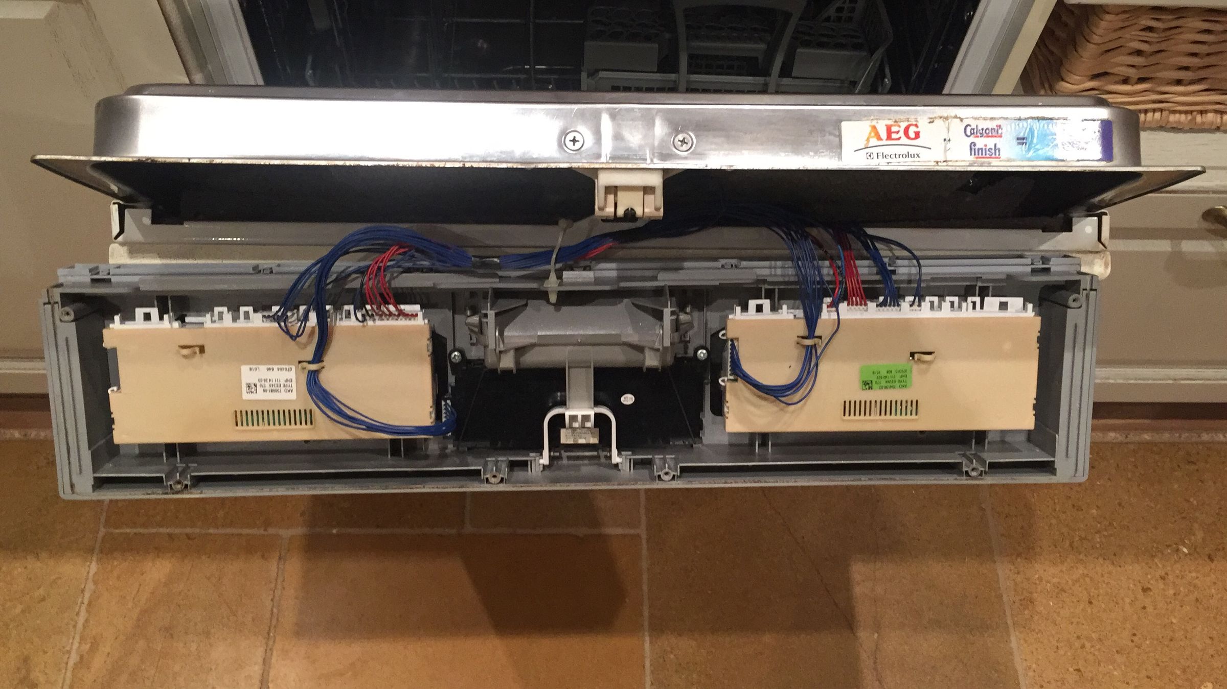 aeg favorit dishwasher not heating water