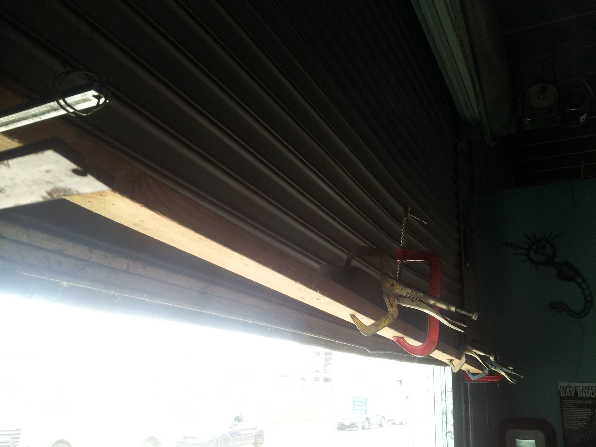 Oh Snap, How to Fix the Roll Up Door! (garage Door) 6 Steps