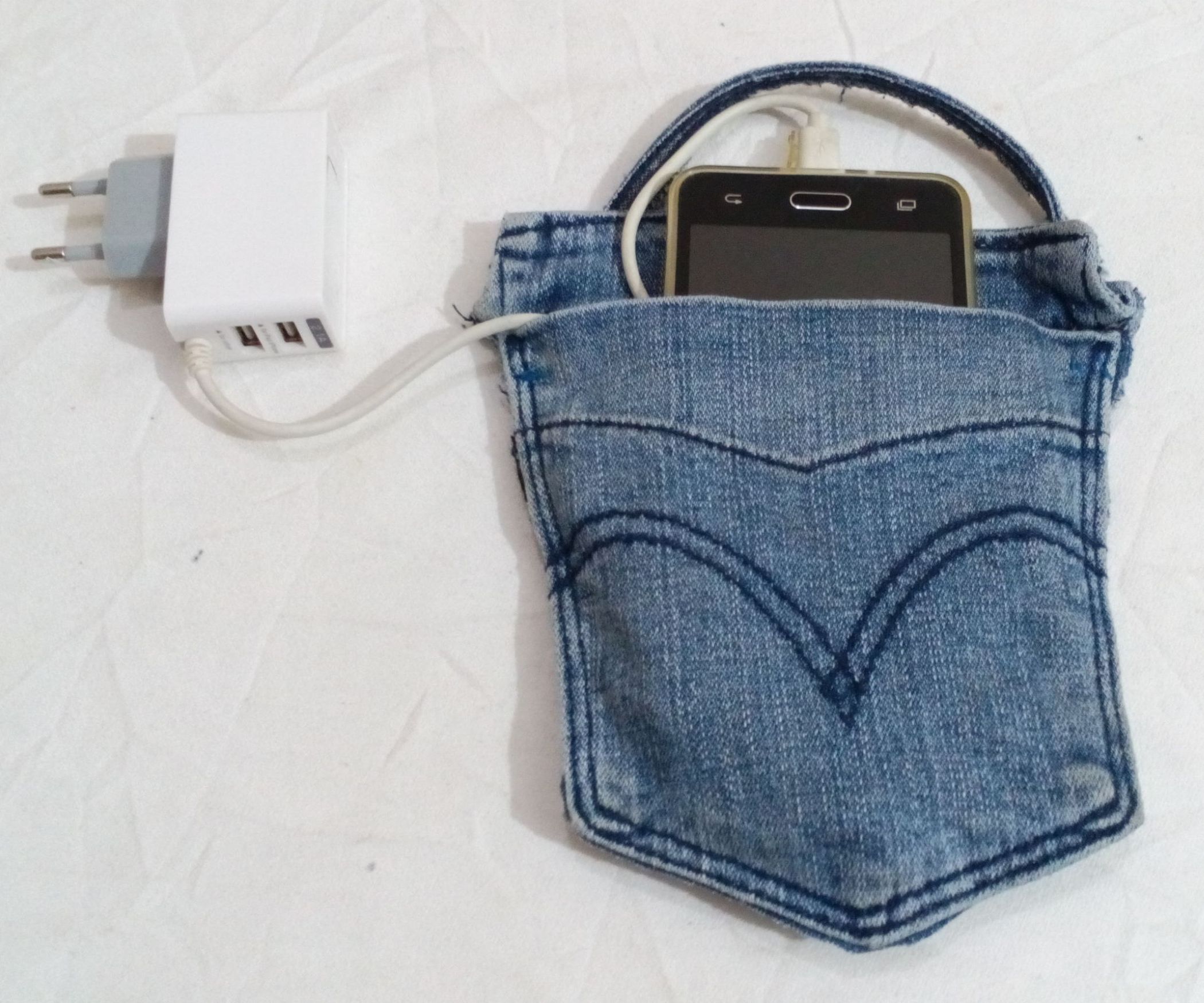 Make Charging Cell Phone Holder From Old Jeans 3 Steps (with Pictures) Instructables