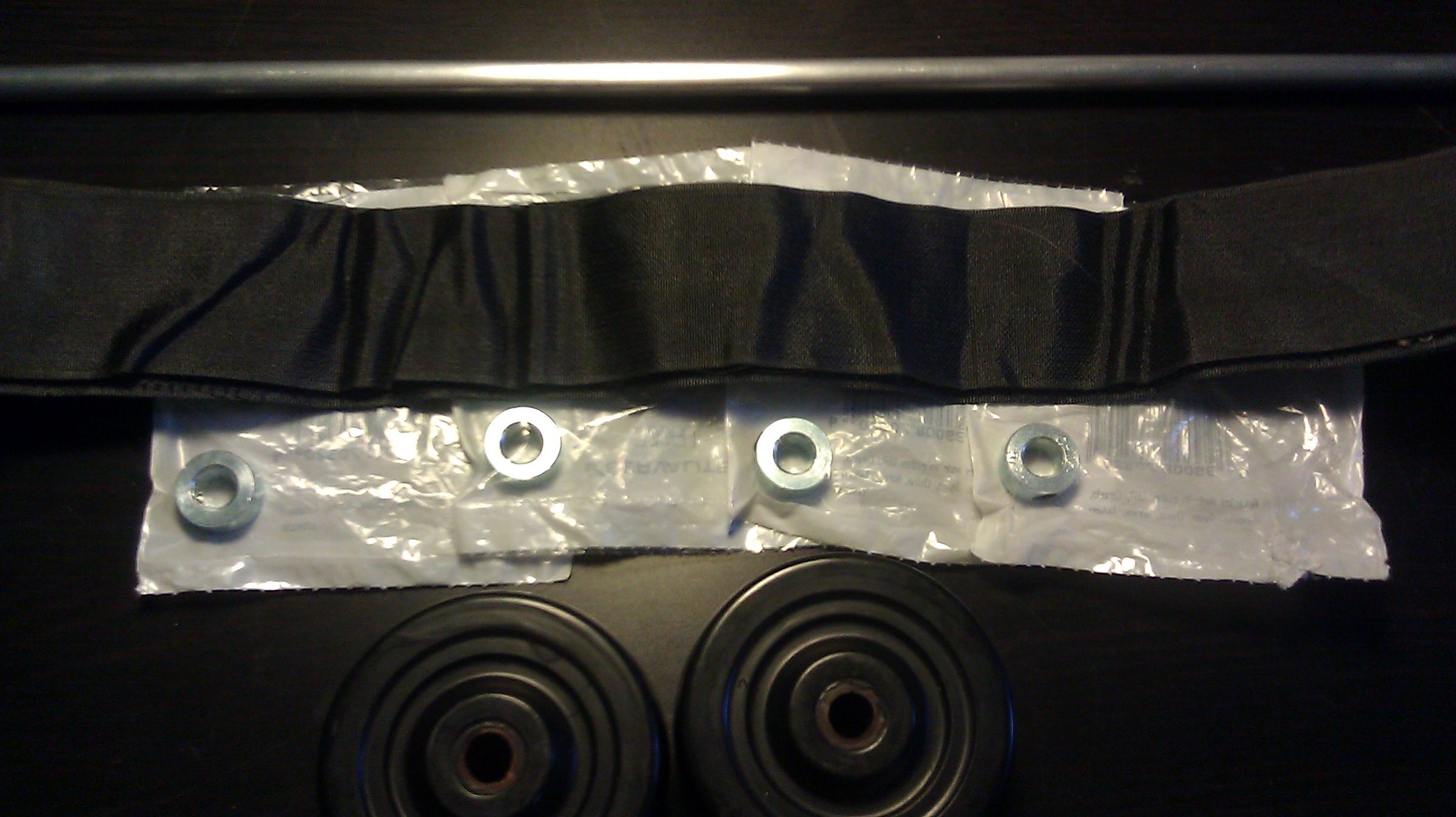 Add Detachable Wheels to a Duffel Bag 5 Steps (with Pictures