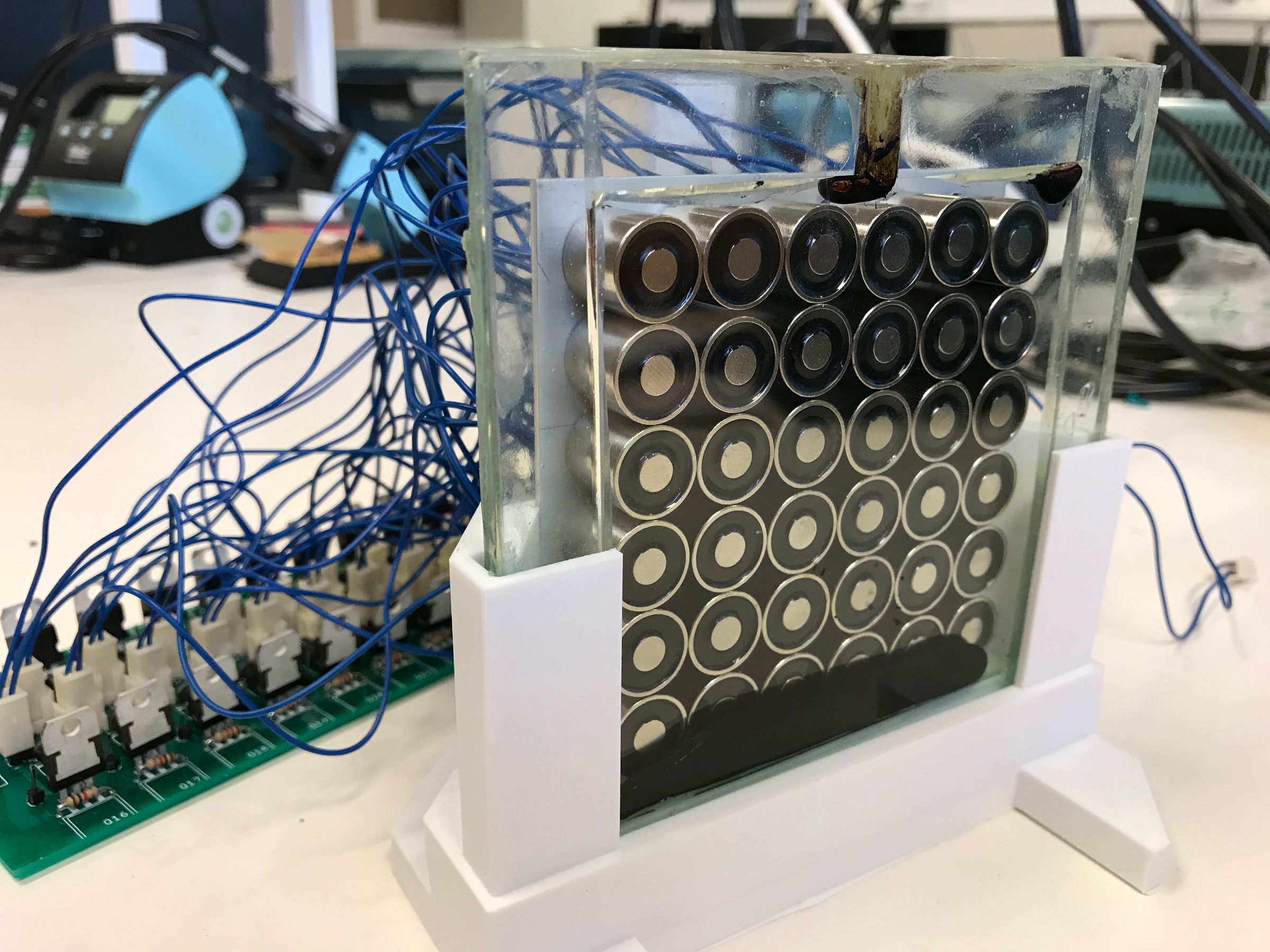 Mesmerizing Ferrofluid-Display: Silently Controlled by Electromagnets ...
