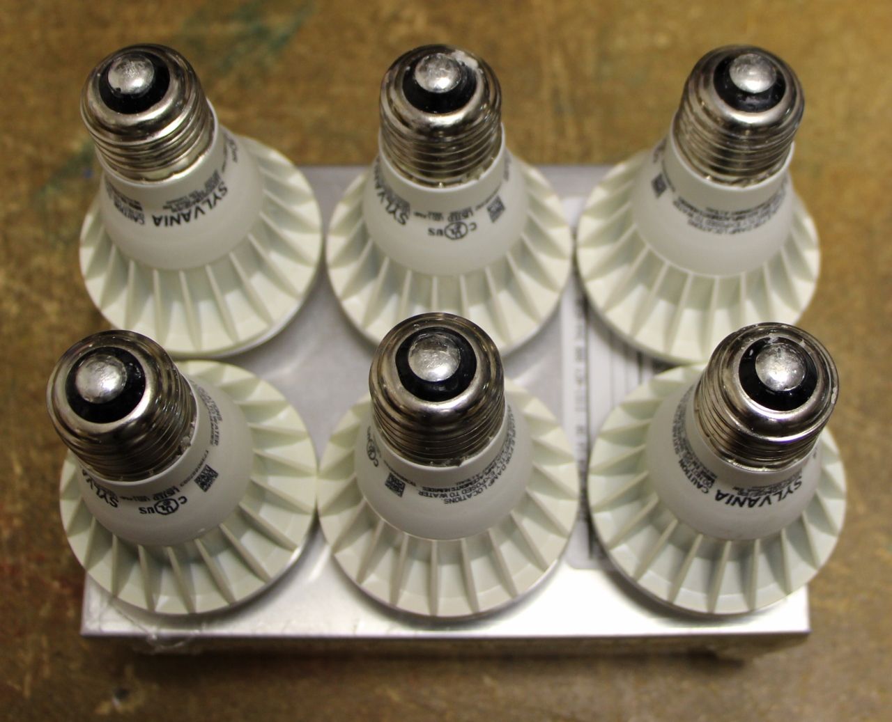 Build Your Own 3120 Lumen LED Grow Light 18 Steps (with Pictures