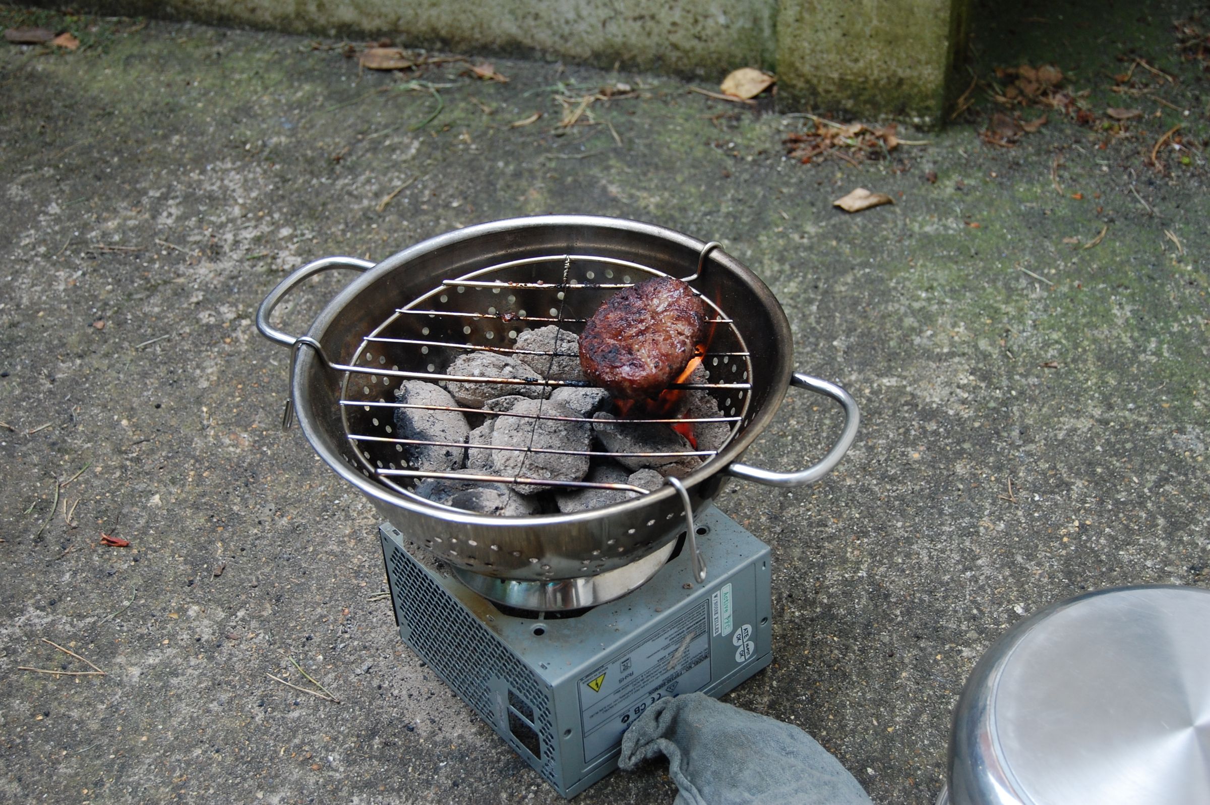 Portable BBQ, Made Out of Recycled Junk ! 6 Steps Instructables