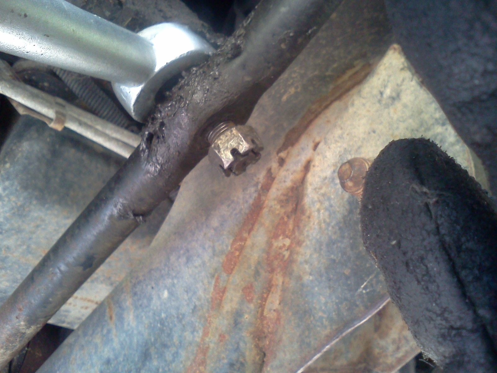 Sloppy Steering? Change the Pitman Arm! 3 Steps Instructables