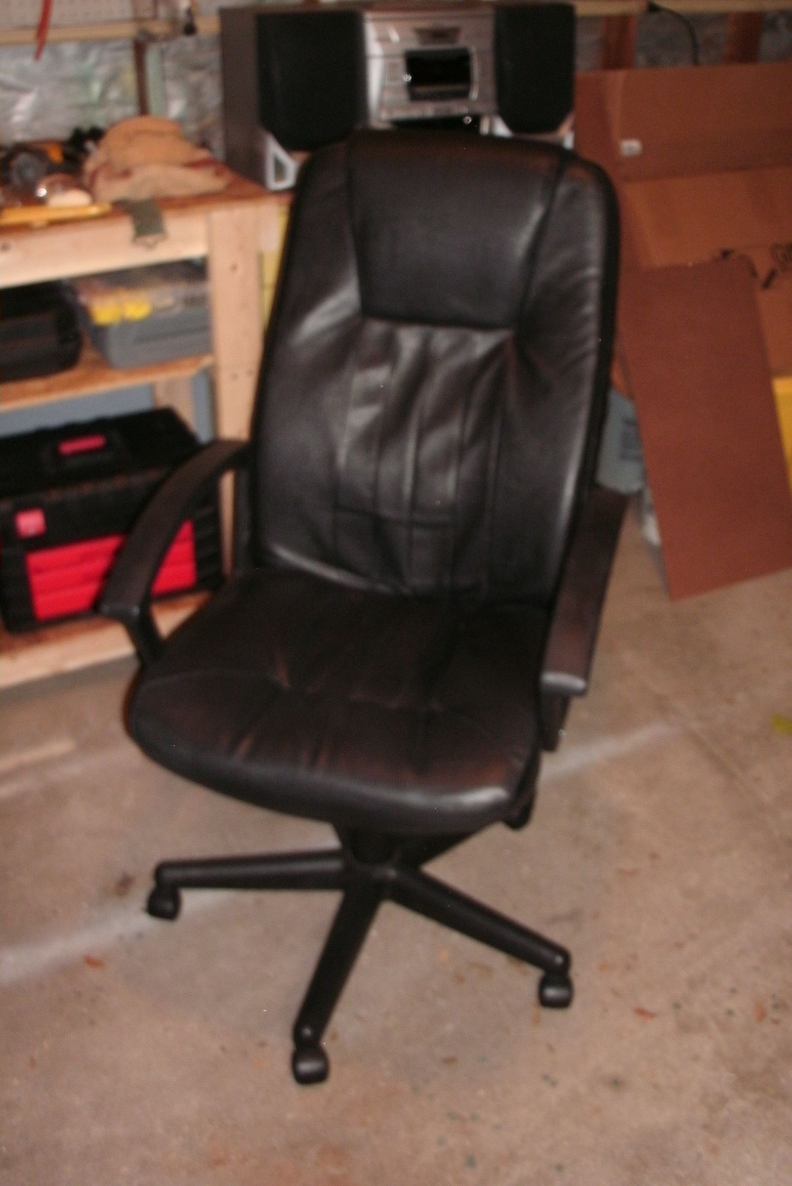 Hack an Office Chair Into a "Hill Billy High Chair" 10 Steps