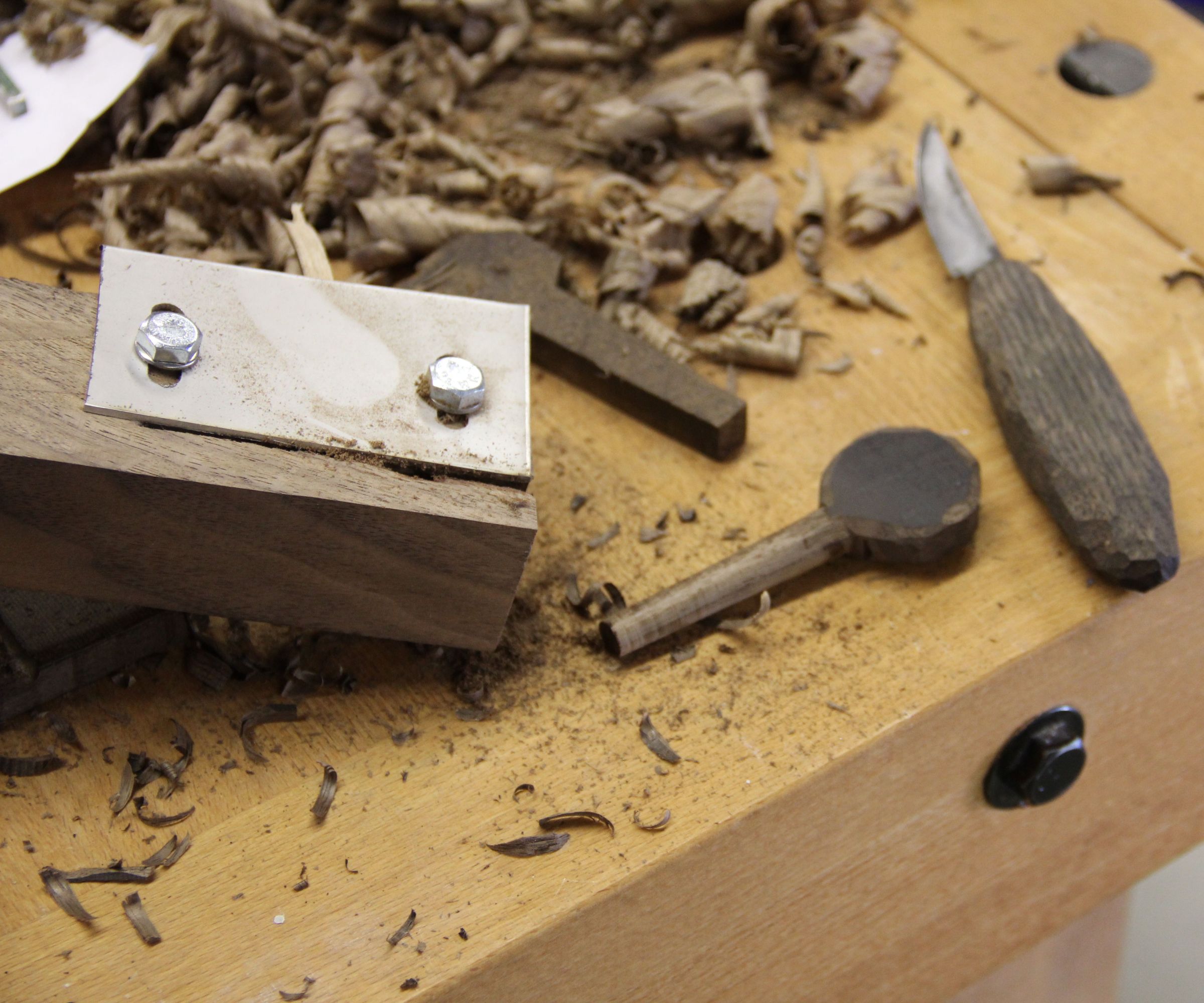Step-by-step guide for tuning pegs and matching tapered holes DIY Project DIY project