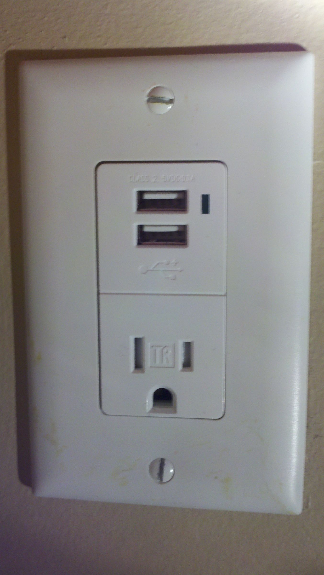 USB Wall Socket Install 6 Steps Instructables