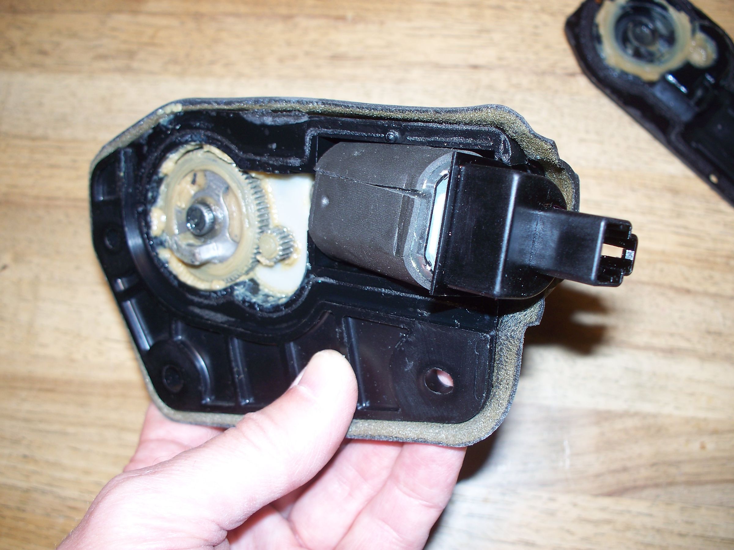 Honda Odyssey Rear Window Motor Repair 8 Steps Instructables