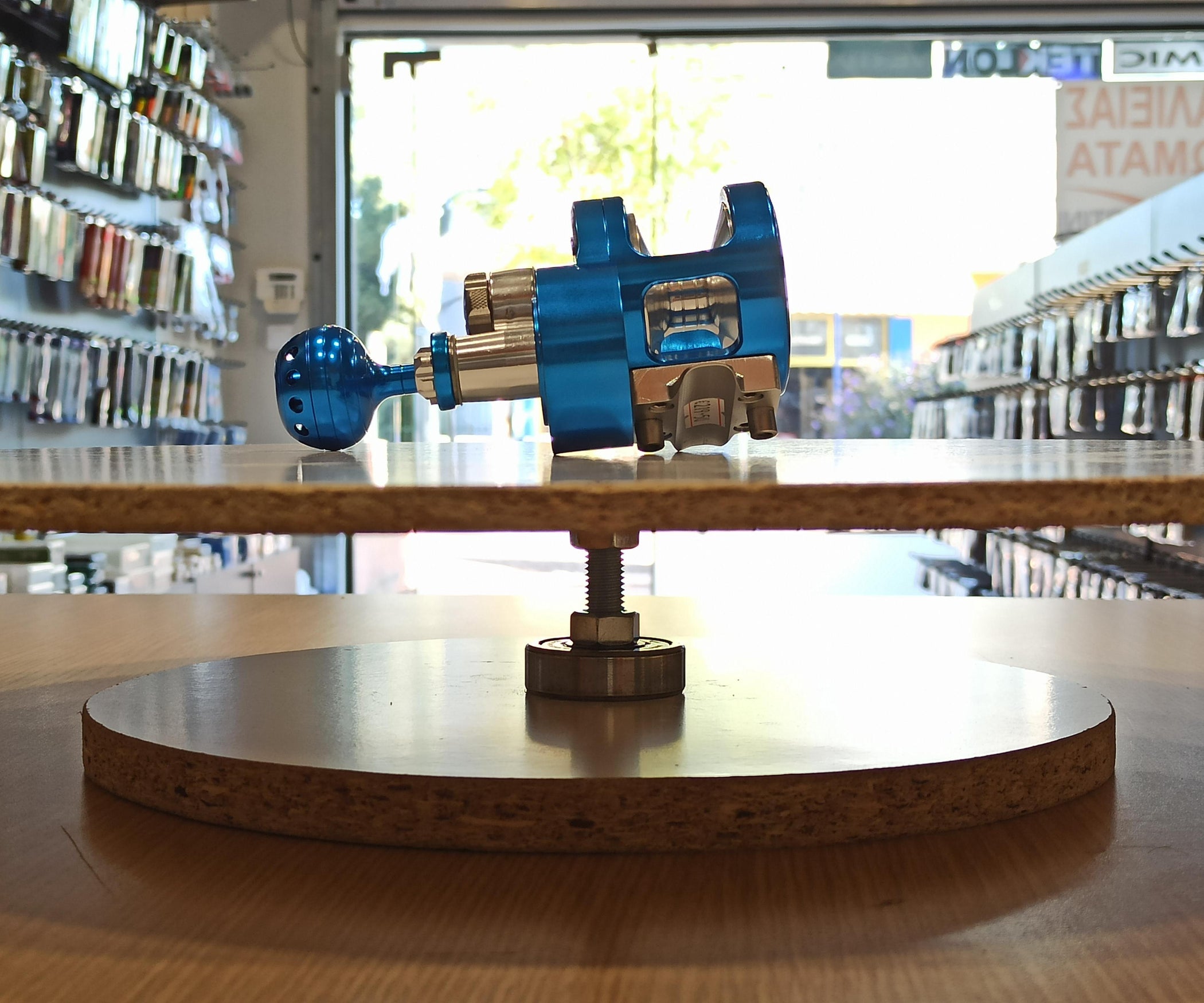 Simple 360 Rotating Platform 9 Steps Instructables