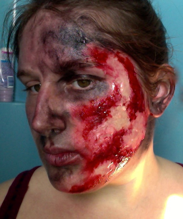 Create a REALISTIC BURN Using Makeup 11 Steps (with Pictures