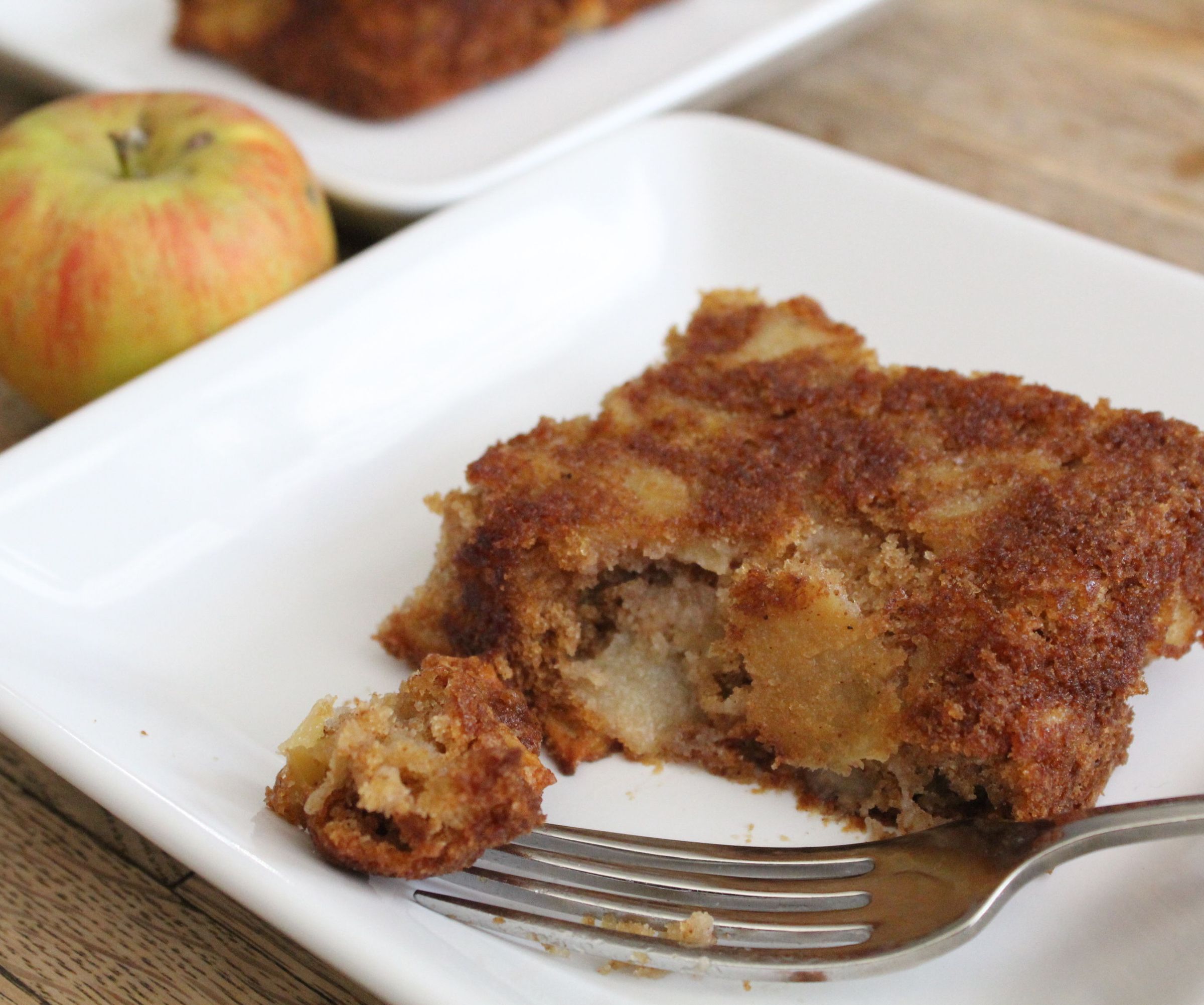 Easy Apple Cake