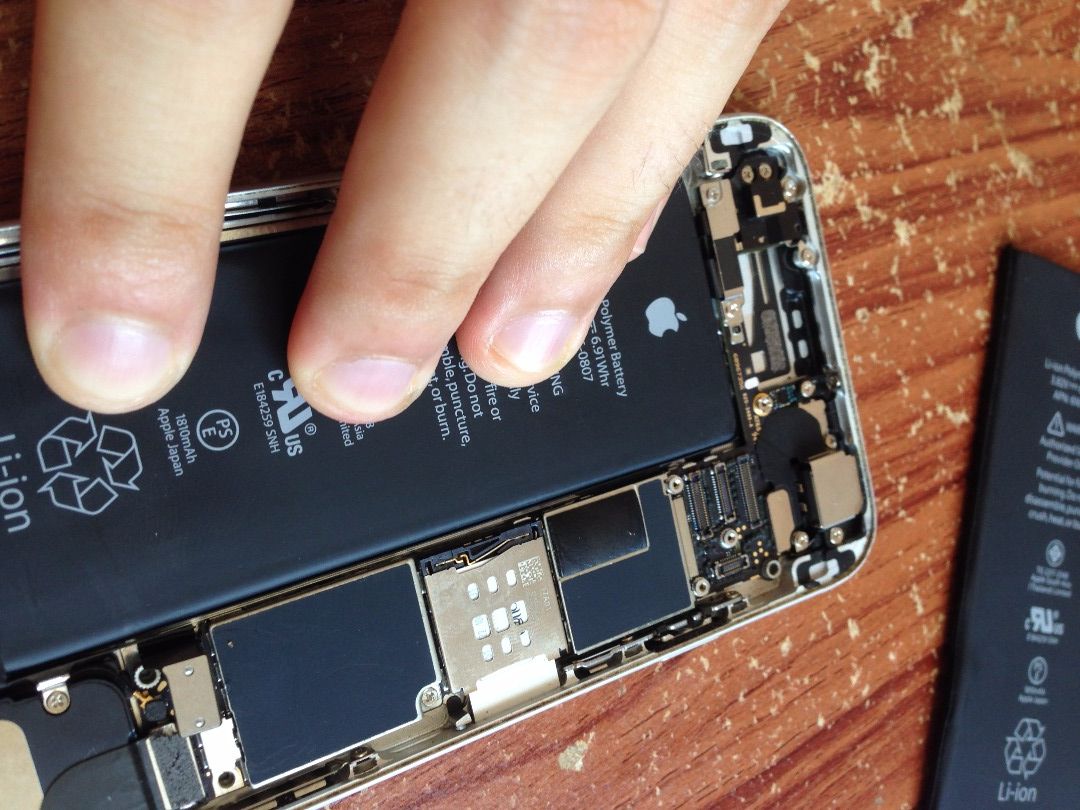 Iphone 6 Battery Replacement 6 Steps With Pictures Instructables Iphone 6 Battery Replacement 6 Steps With Pictures Instructables